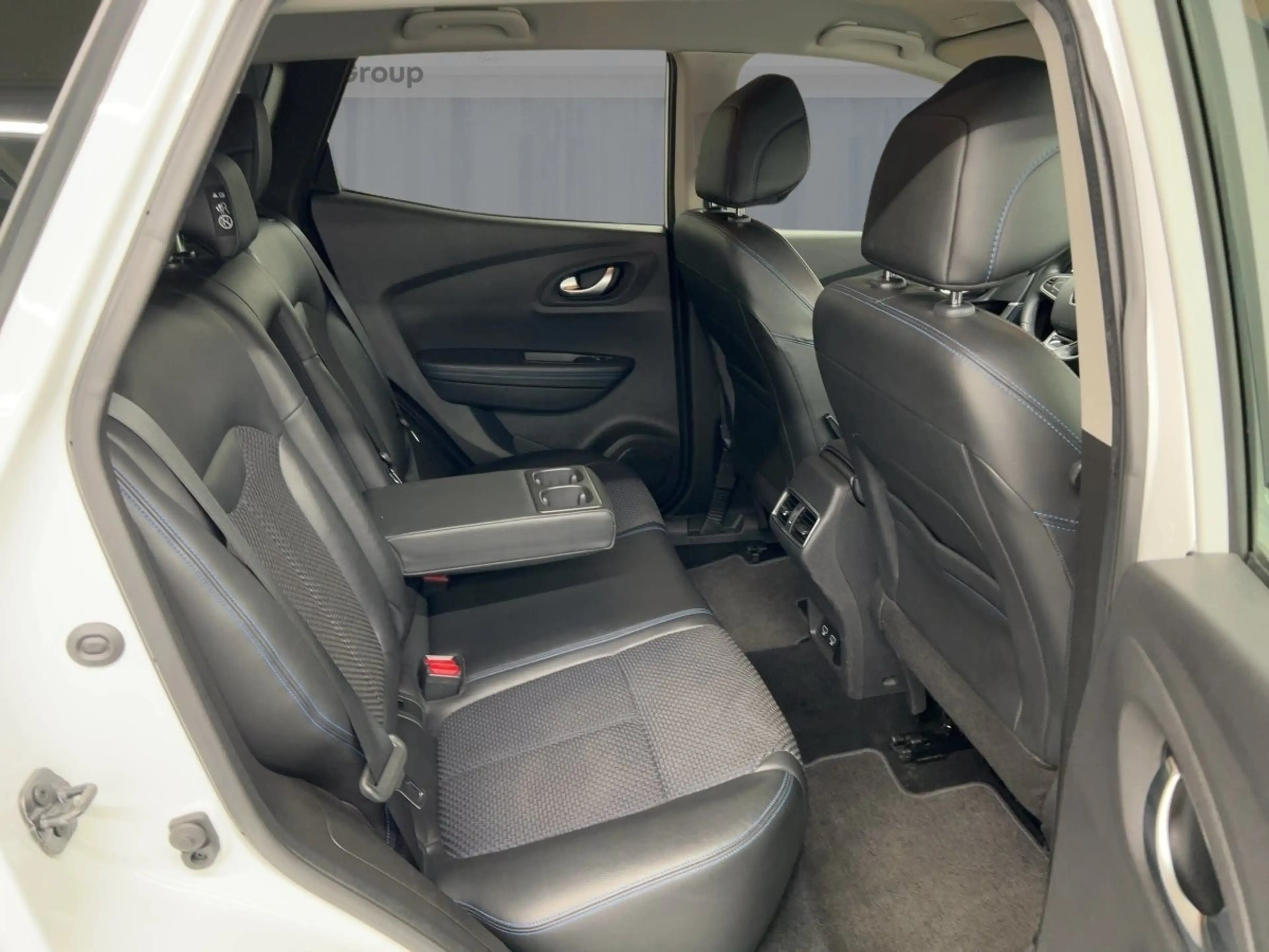 Renault Kadjar LIMITED TCe 140 EDC SITZHEIZUNG — photo 9
