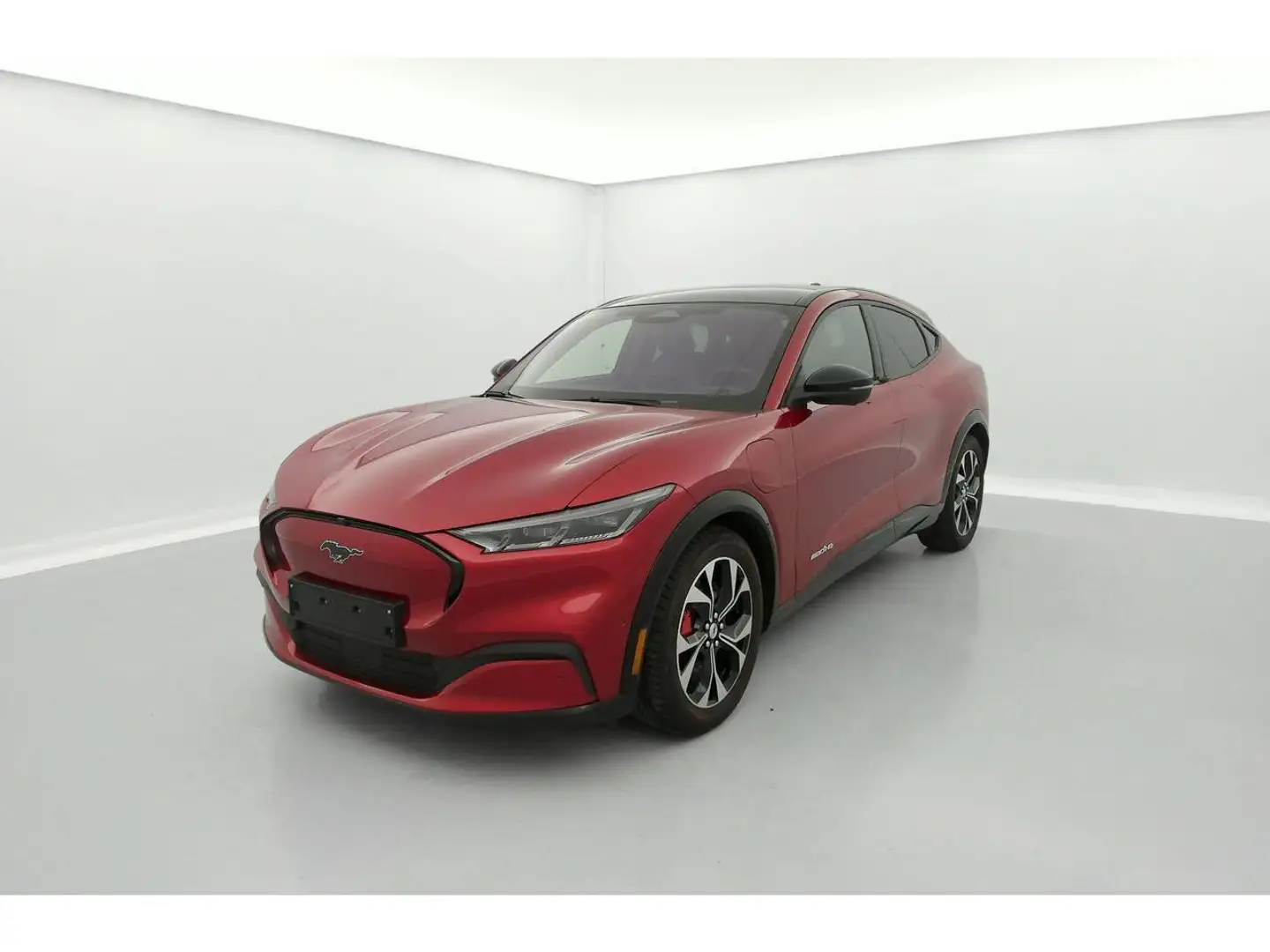 Ford Mustang Mach-E 76 kWh AWD Standard Range Rouge - 1