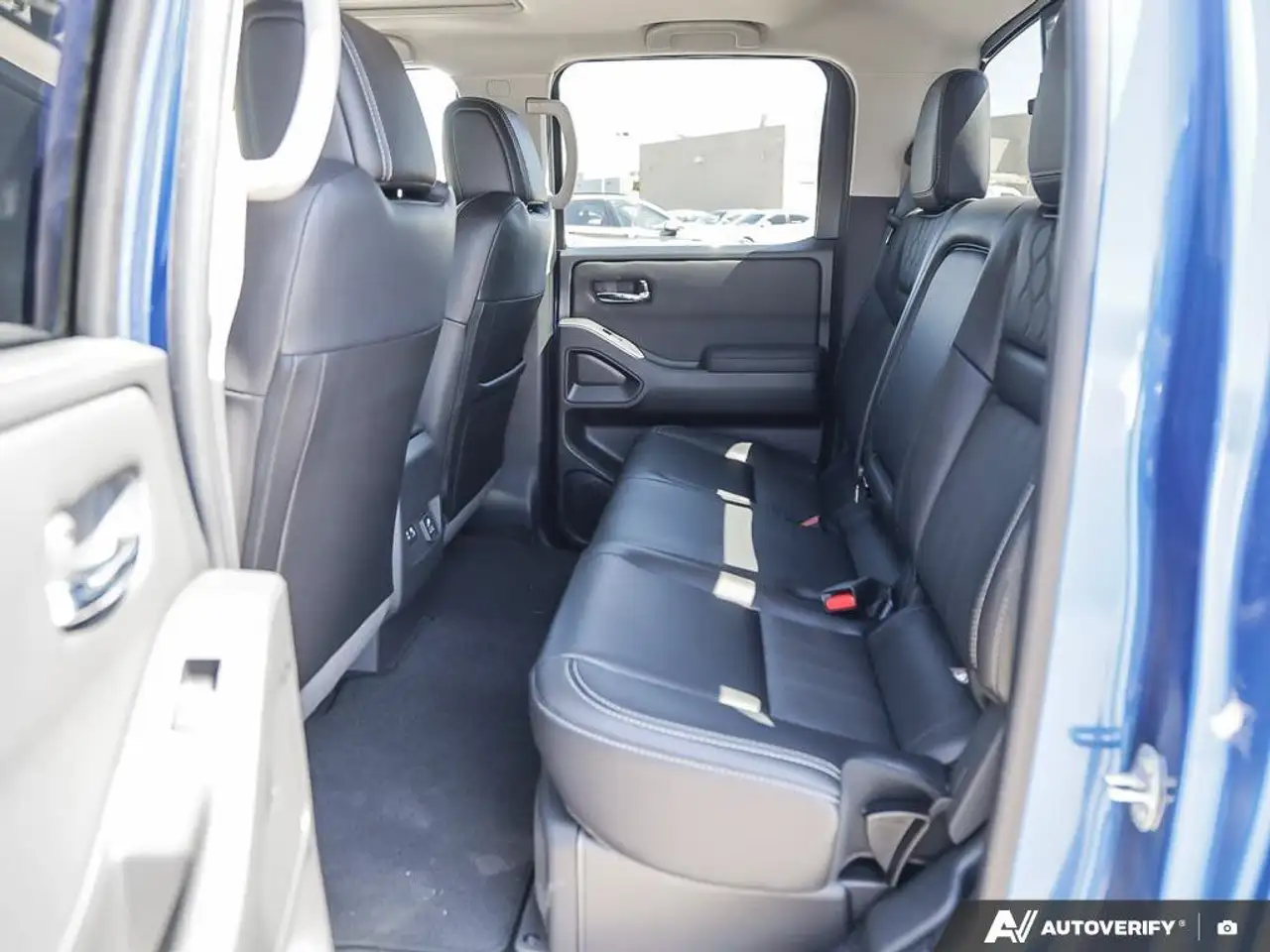 Nissan Frontier снимка Nissan Frontier