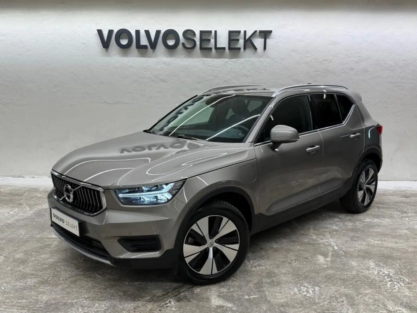 Volvo XC40 T5 Recharge 180 + 82ch Inscription Business DCT 7 Gris - 1