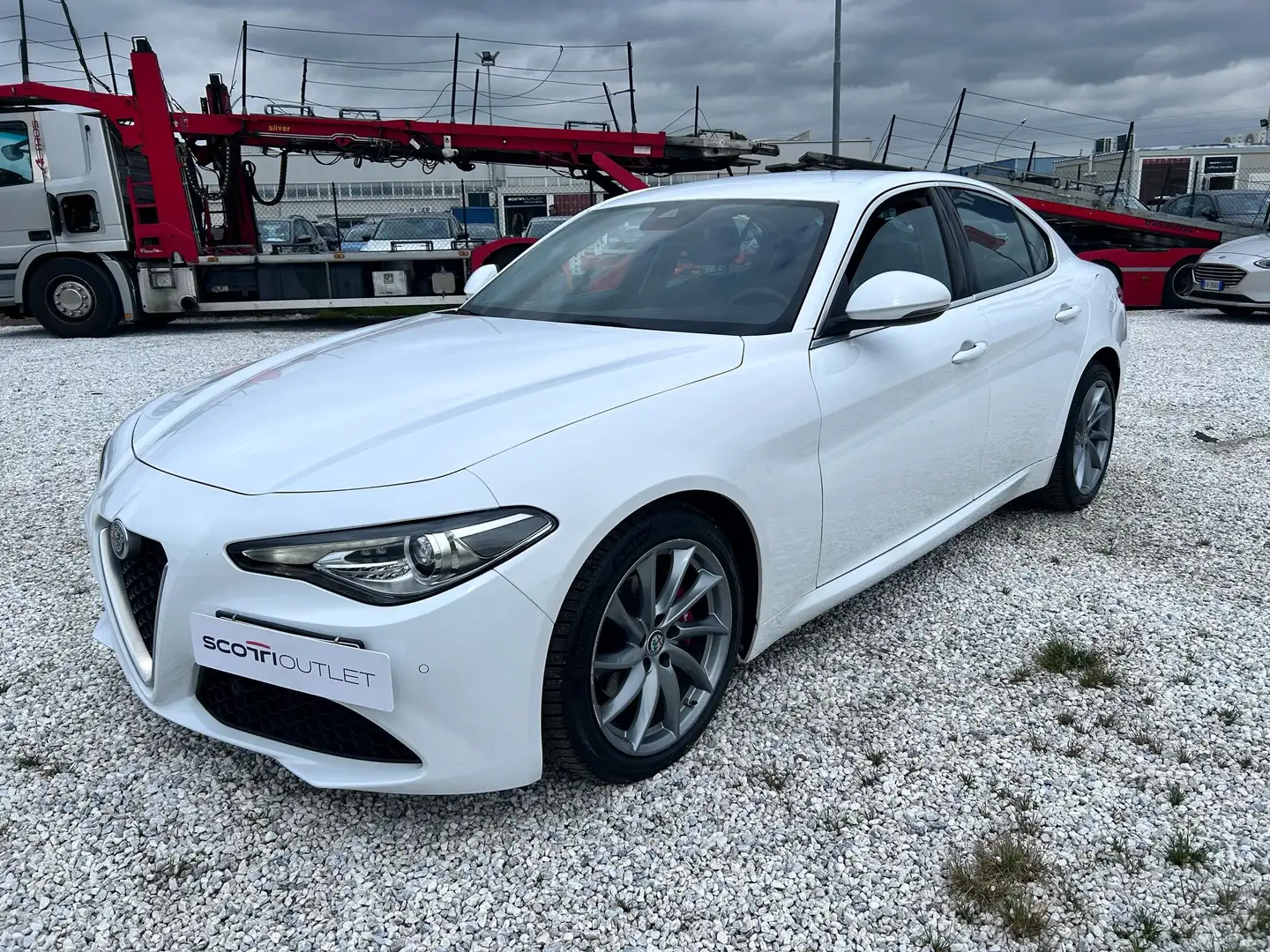 Alfa Romeo Giulia Giulia 2.2 t Executive 190cv my19 Weiß - 1