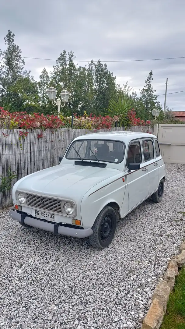 Renault R 4 R4 5p 956 TL - 2