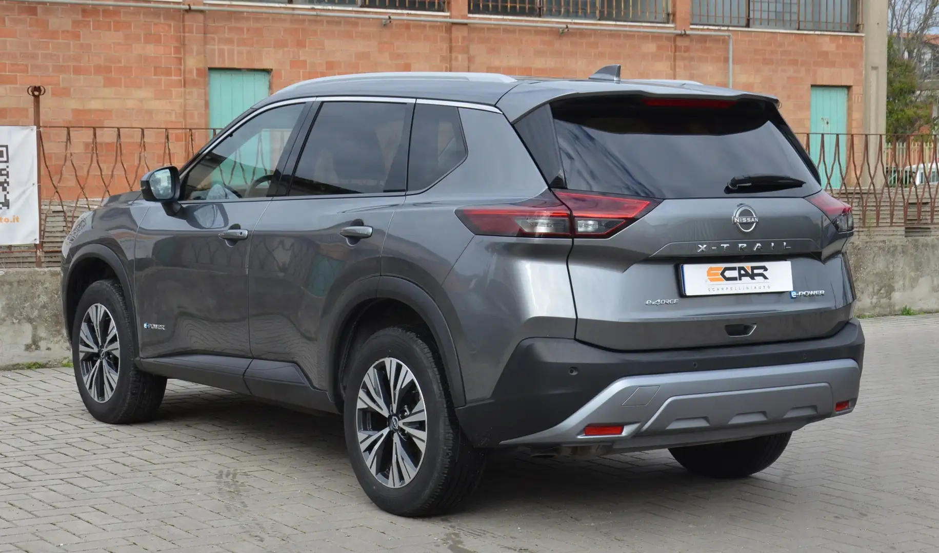 Nissan X-Trail e-Power e-4orce 4WD 7 posti N-Connecta Gris - 2