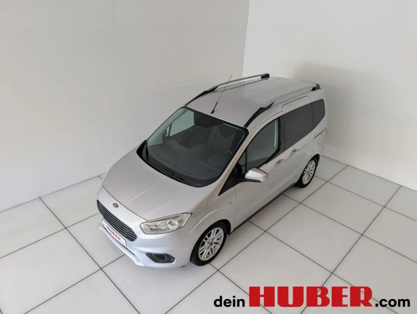 Ford Tourneo Courier 1.5 TDCi Grau - 2