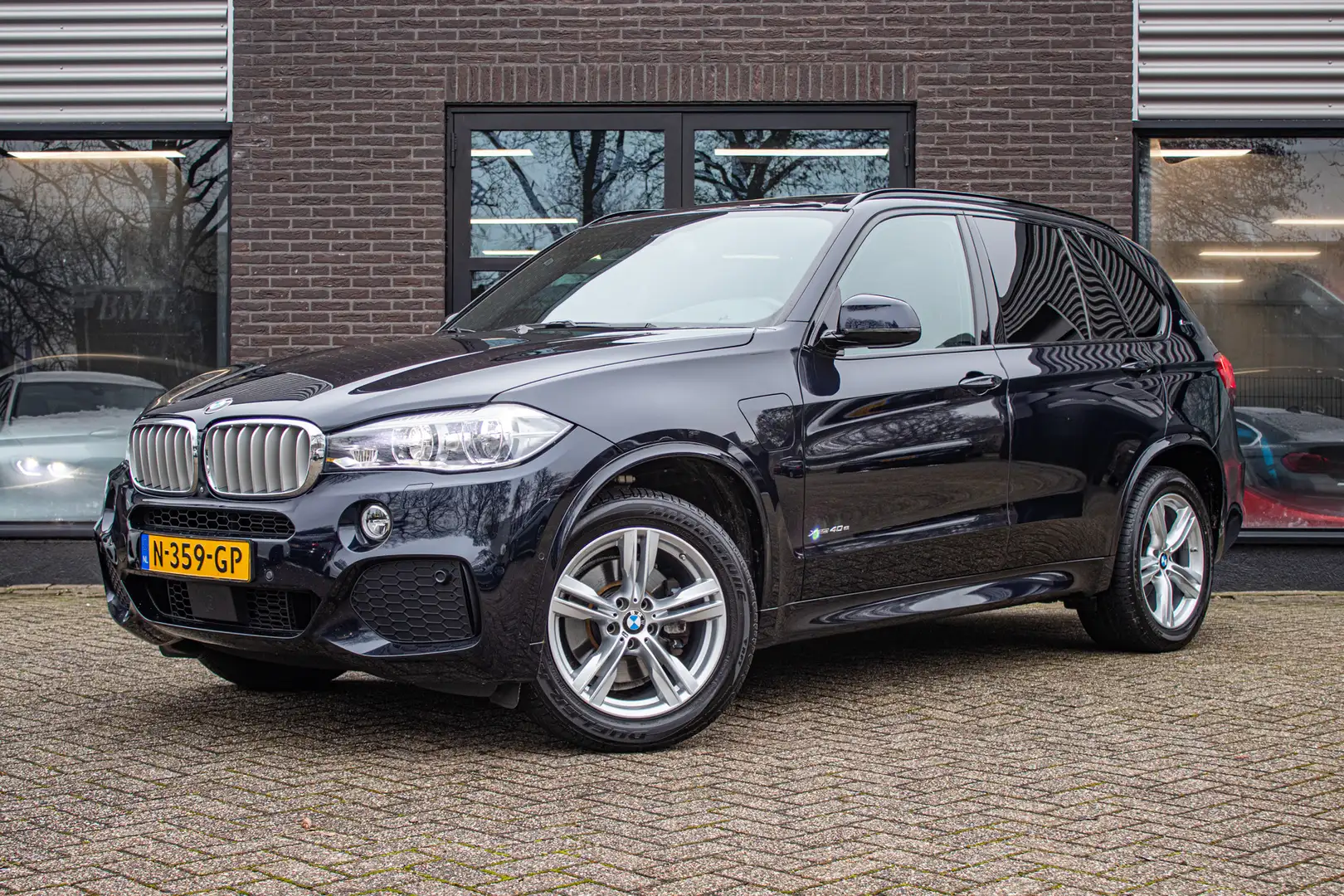 BMW X5 F15 xDrive40e iPerformance M Sport Edition / Head- Zwart - 2