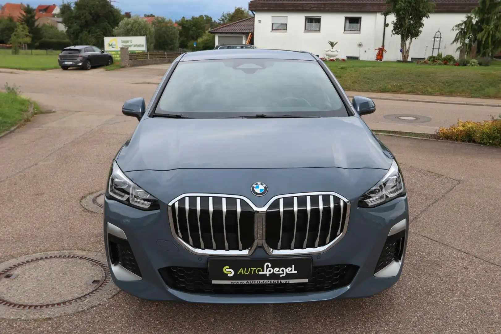 BMW 218 Active Tourer 218 i M Sport Kamera LED Navi Alca Grau - 2