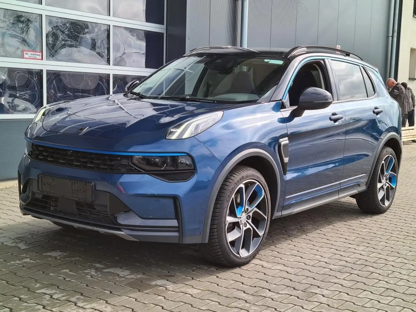 Lynk & Co 01 PHEV Automatik, NAVI,LED,PANORAMADACH Blu/Azzurro - 1