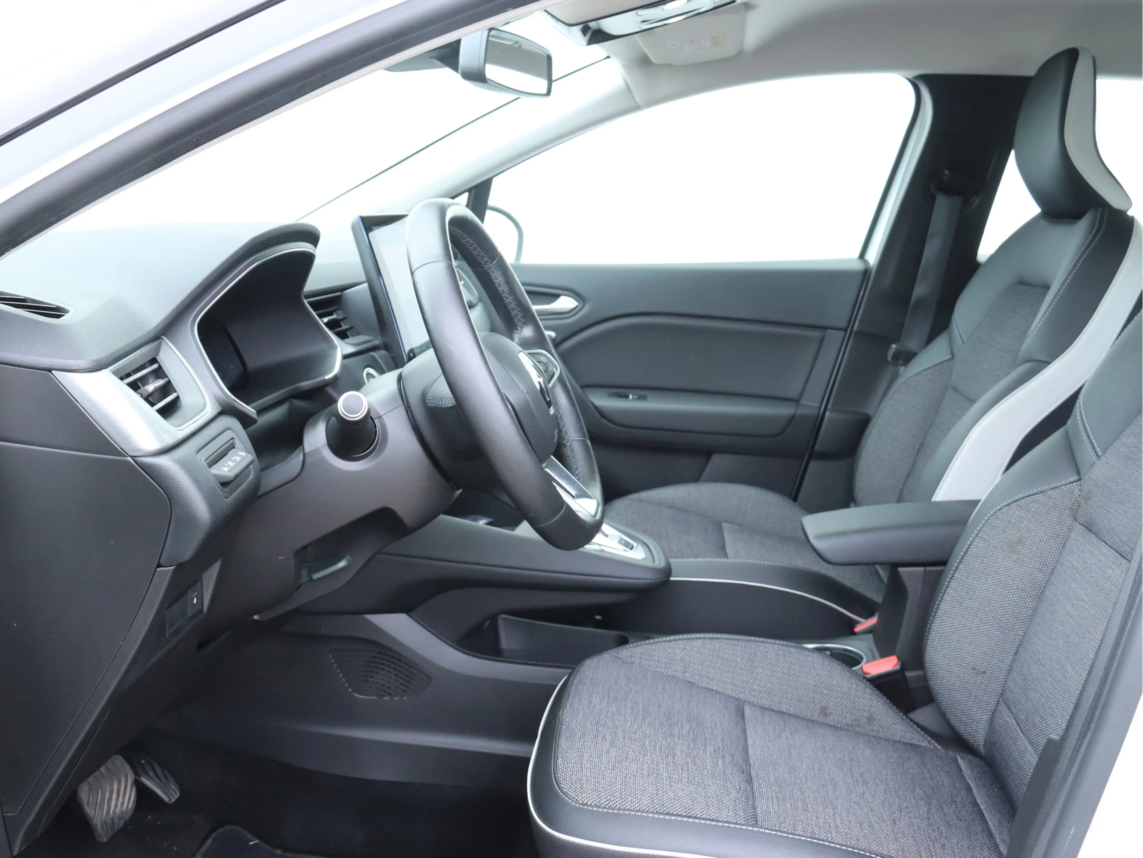 Renault Captur 1.6 E-Tech Plug-in Hybrid 160 Intens GROOT NAVI / — photo 6