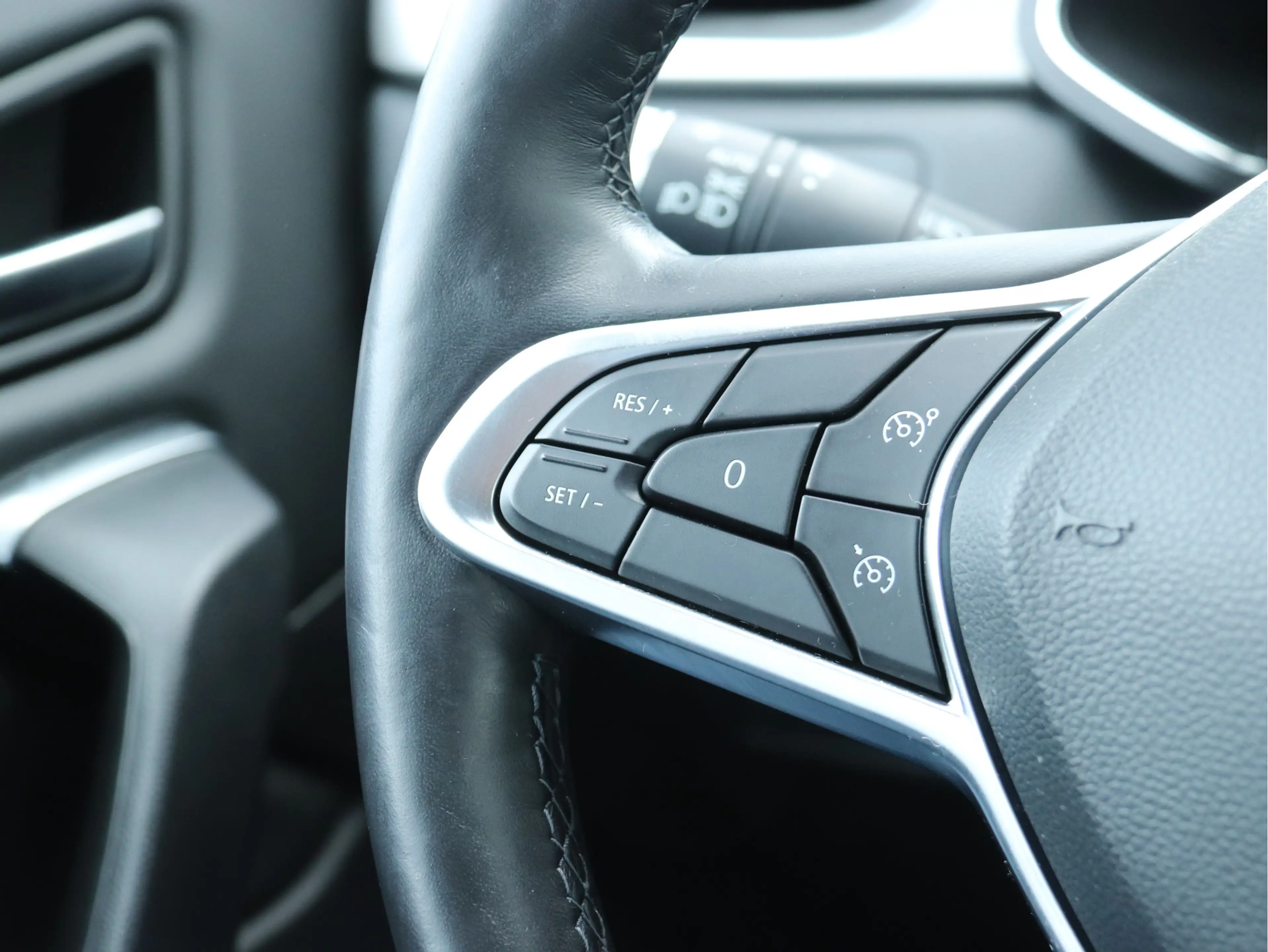 Renault Captur 1.6 E-Tech Plug-in Hybrid 160 Intens GROOT NAVI / — photo 12