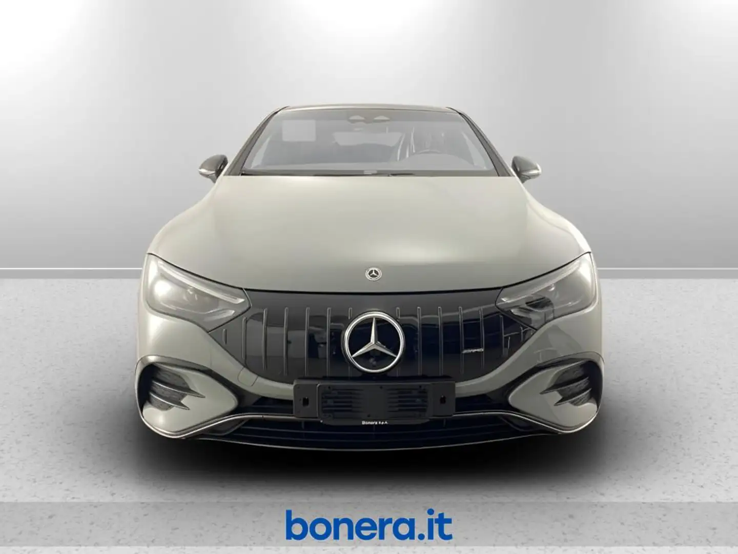 Mercedes-Benz EQE 43 AMG Premium Plus 4matic Szürke - 2