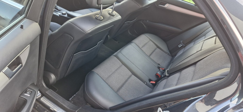 Mercedes-Benz C 250 Avantgarde — photo 11