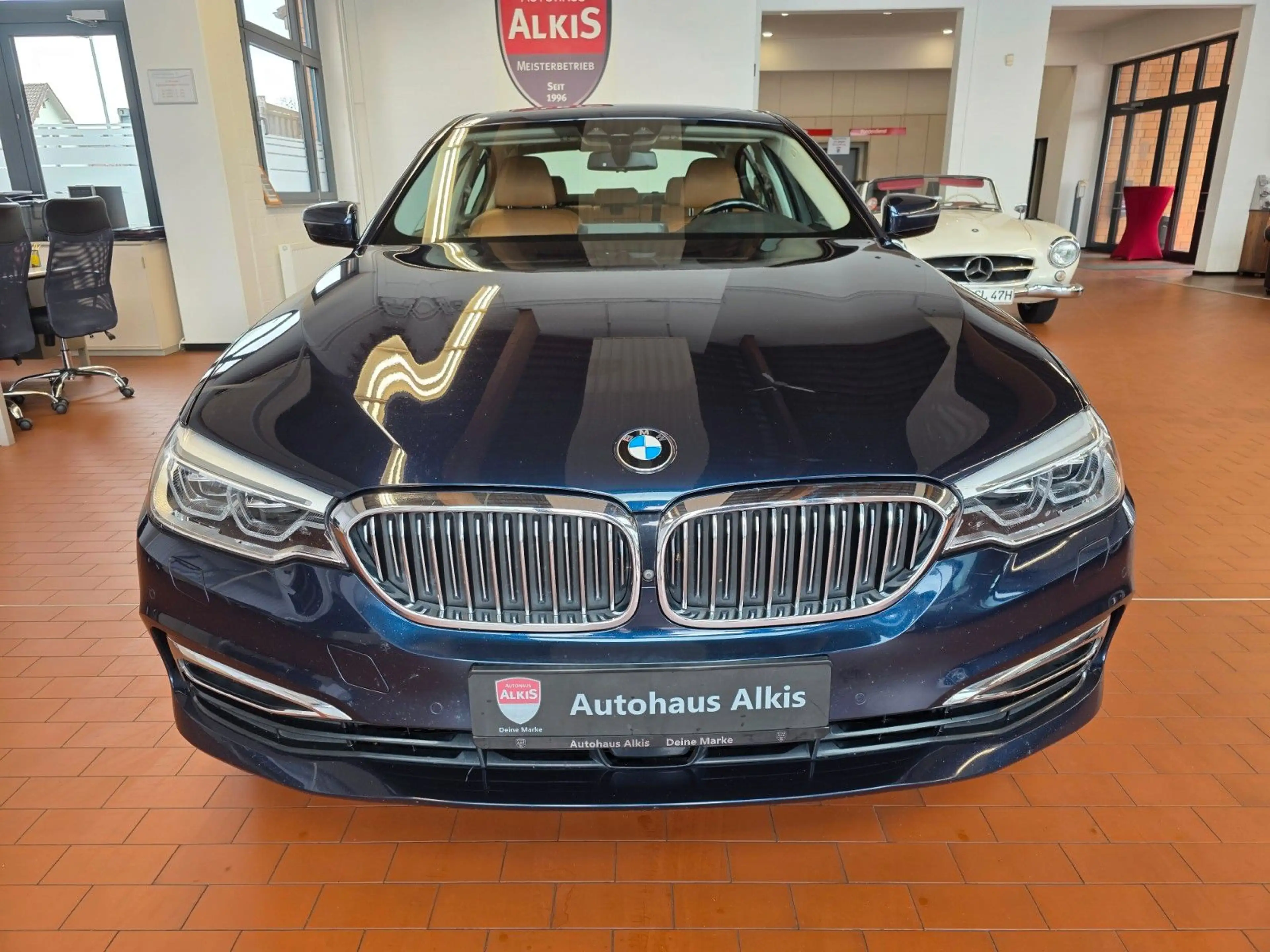 BMW 530 d G30+xDrive+Luxury Line+Kamera+HeadUp+ACC — photo 4