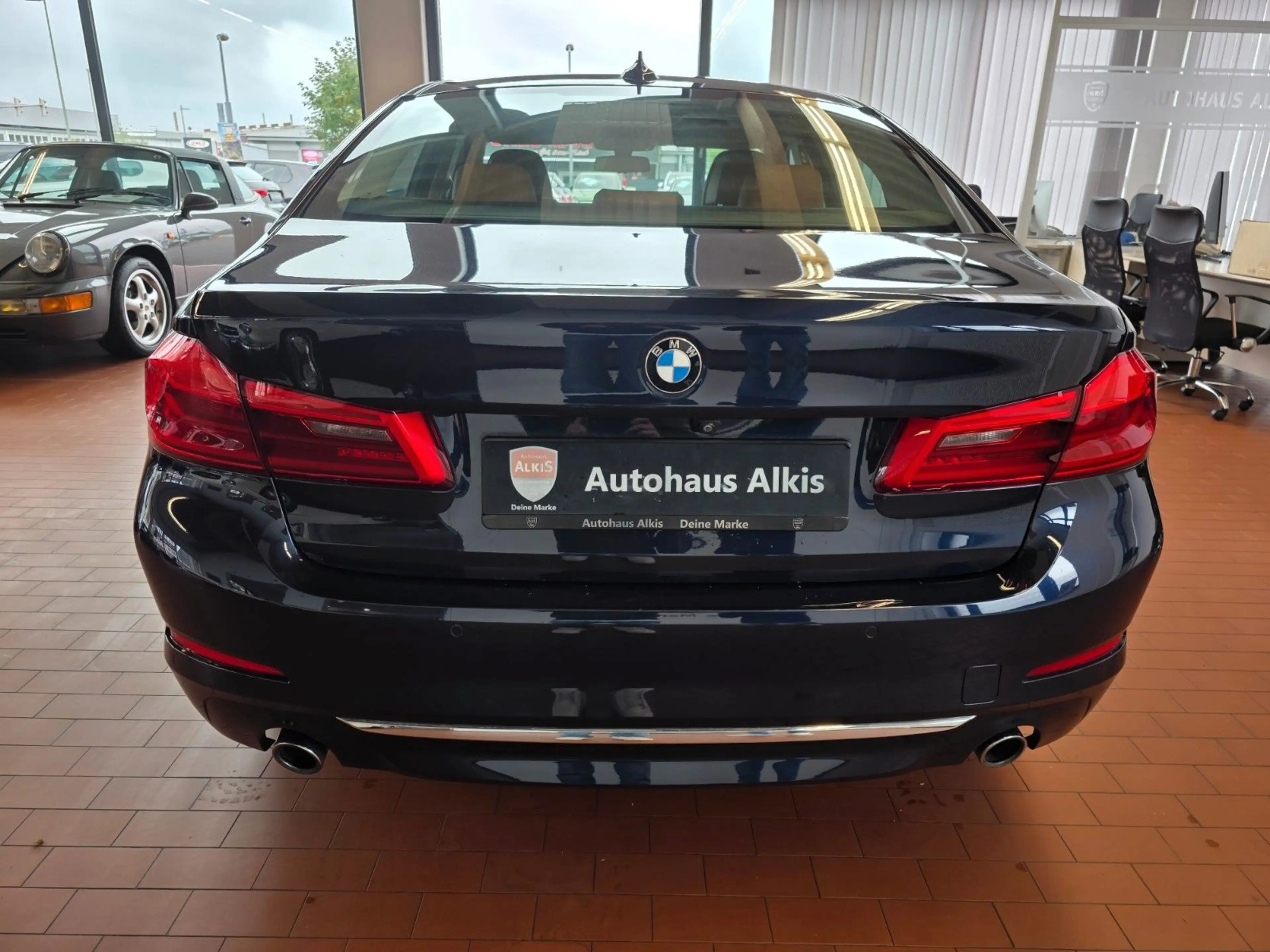 BMW 530 d G30+xDrive+Luxury Line+Kamera+HeadUp+ACC — photo 9