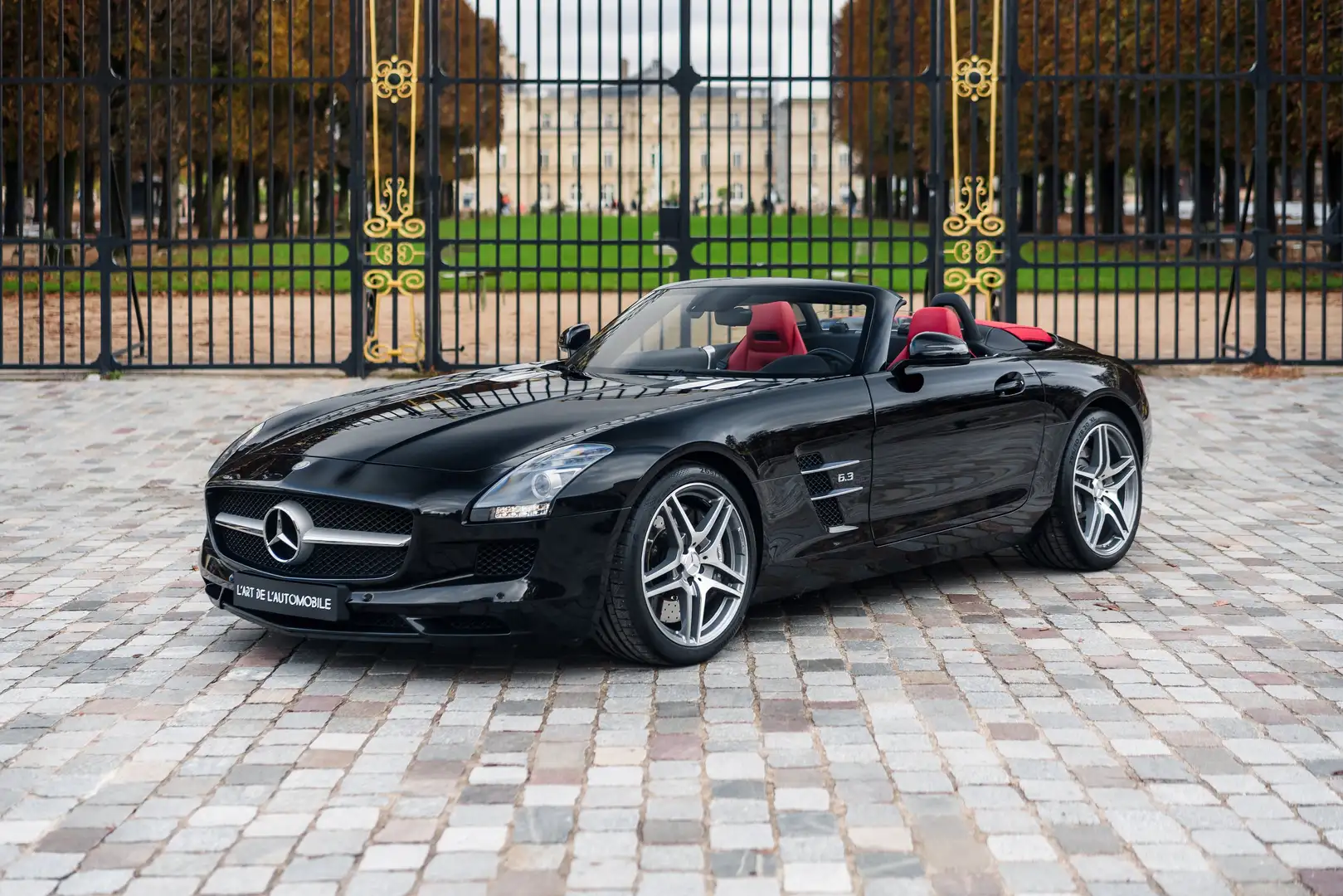 Mercedes-Benz SLS AMG Roadster - low mileage, beautiful spec, Xpel Černá - 1
