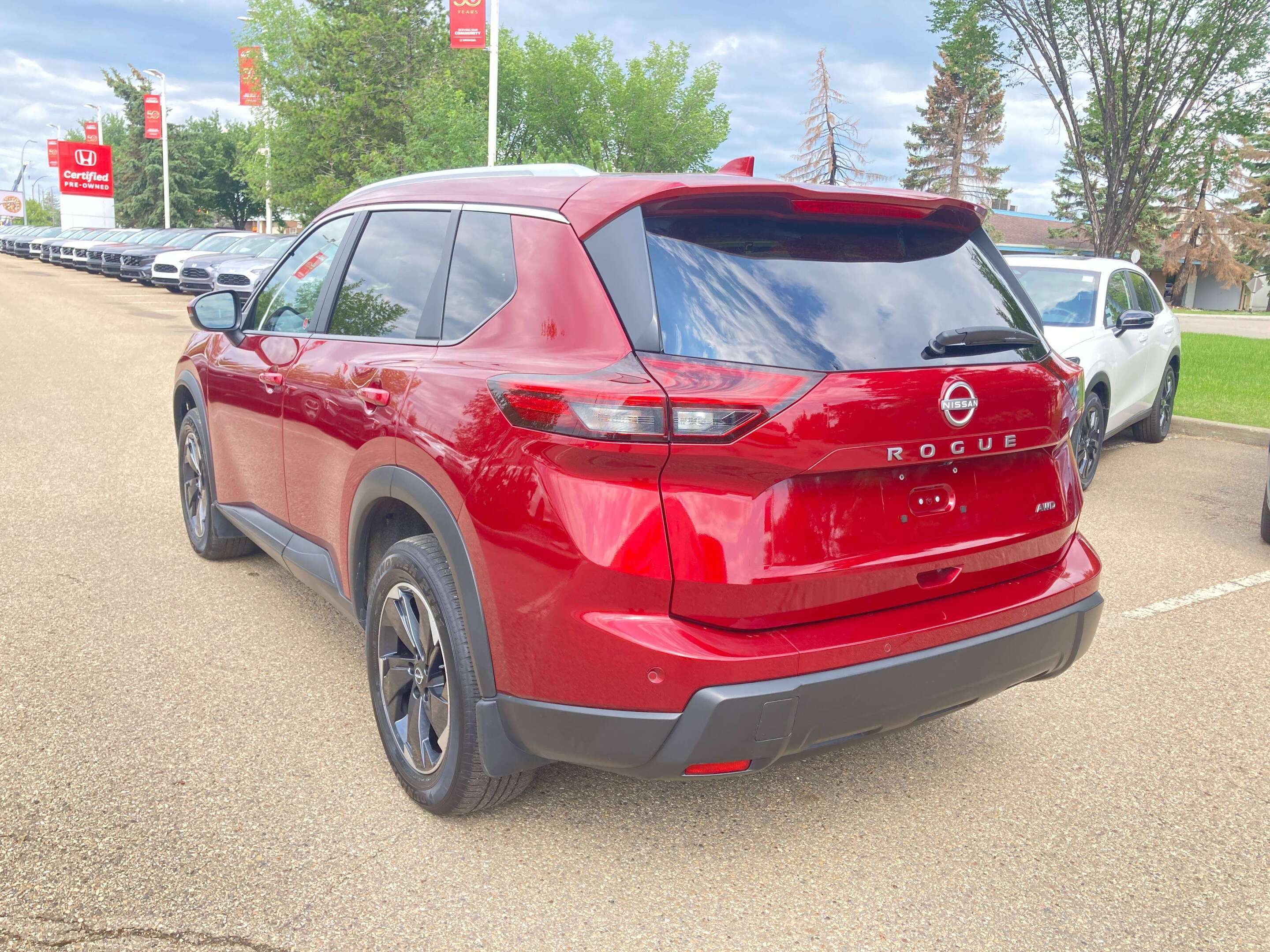 used 2025 Nissan Rogue car, priced at $33,900