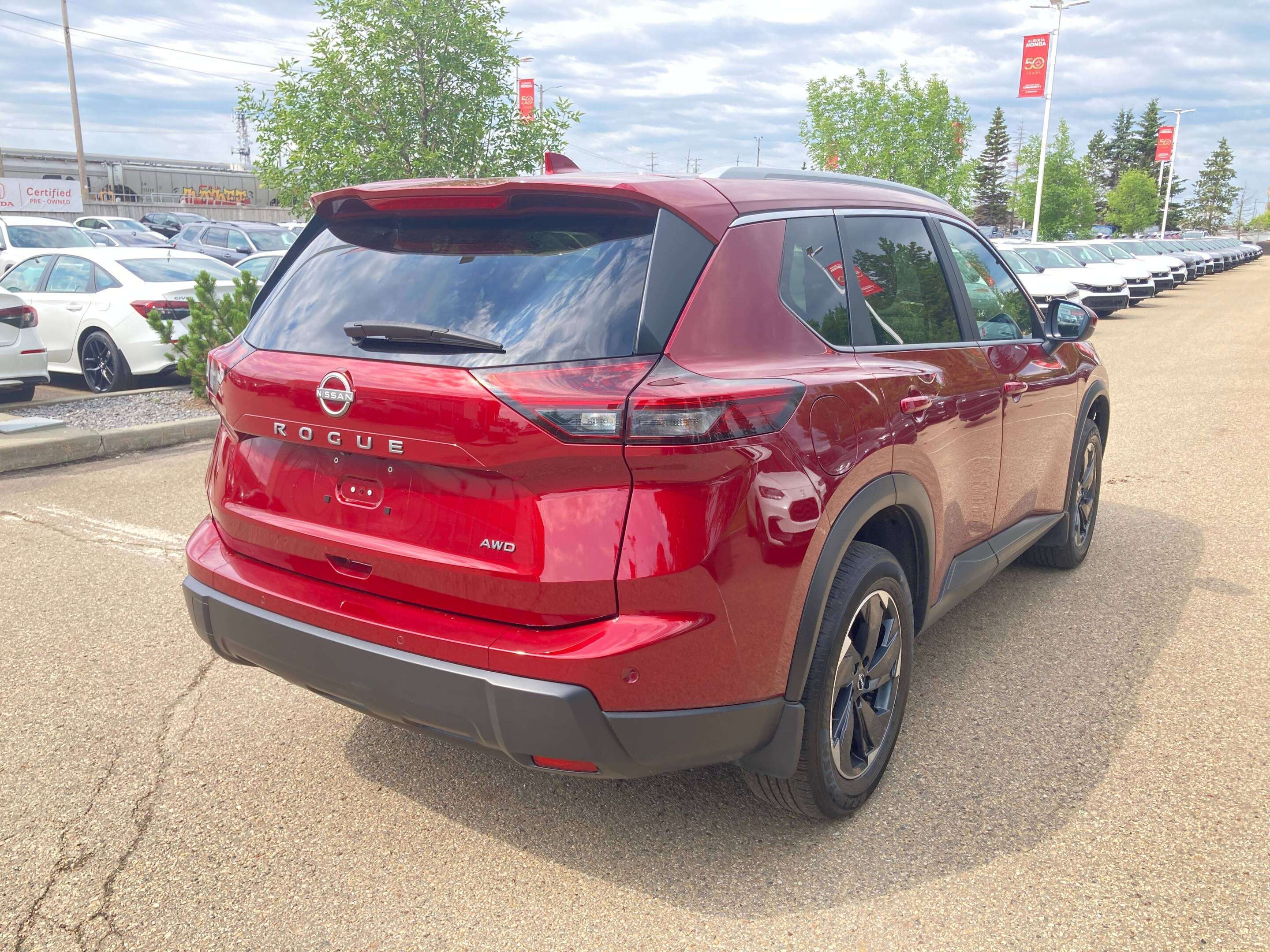 used 2025 Nissan Rogue car, priced at $33,900