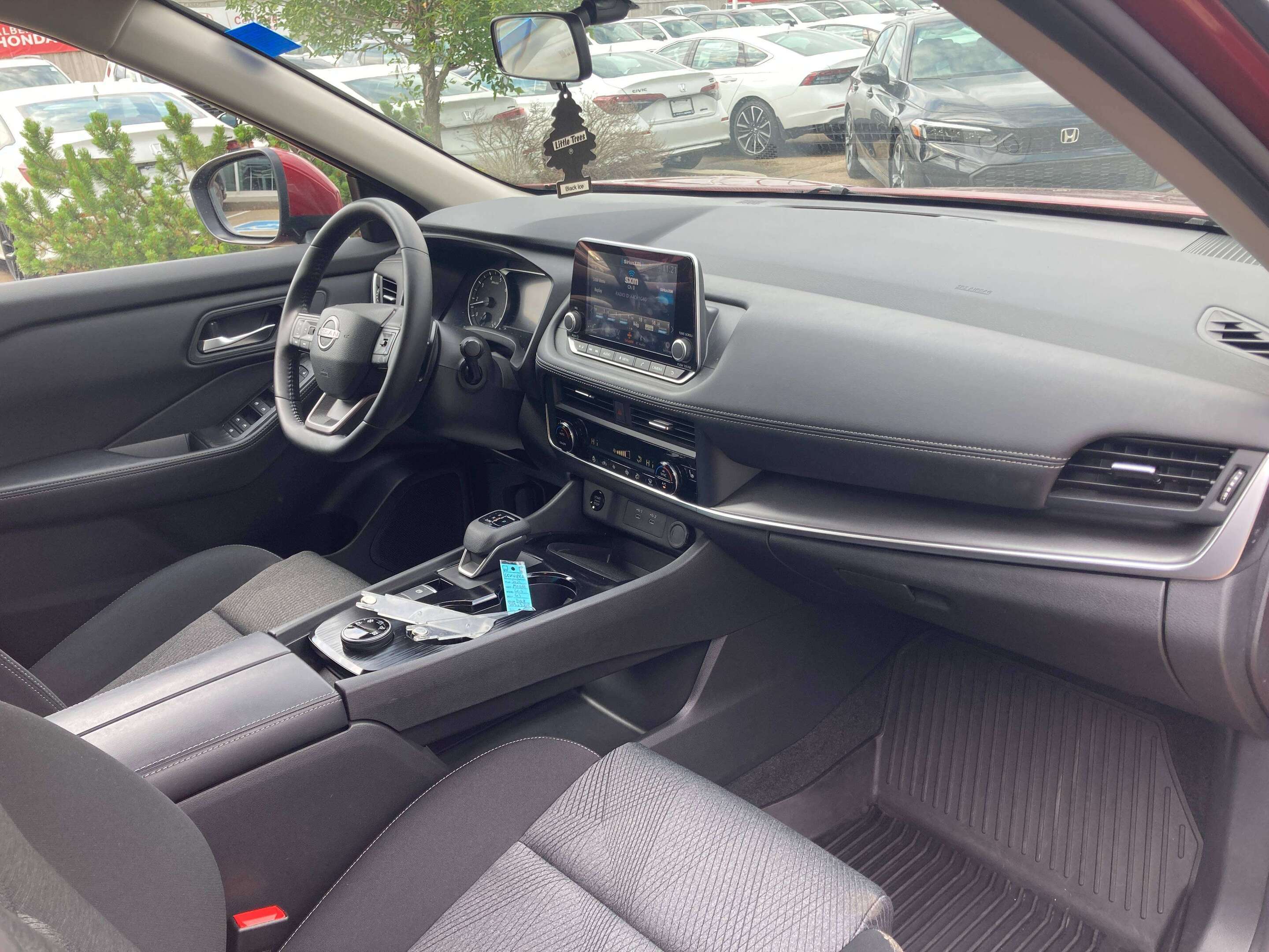 used 2025 Nissan Rogue car, priced at $33,900