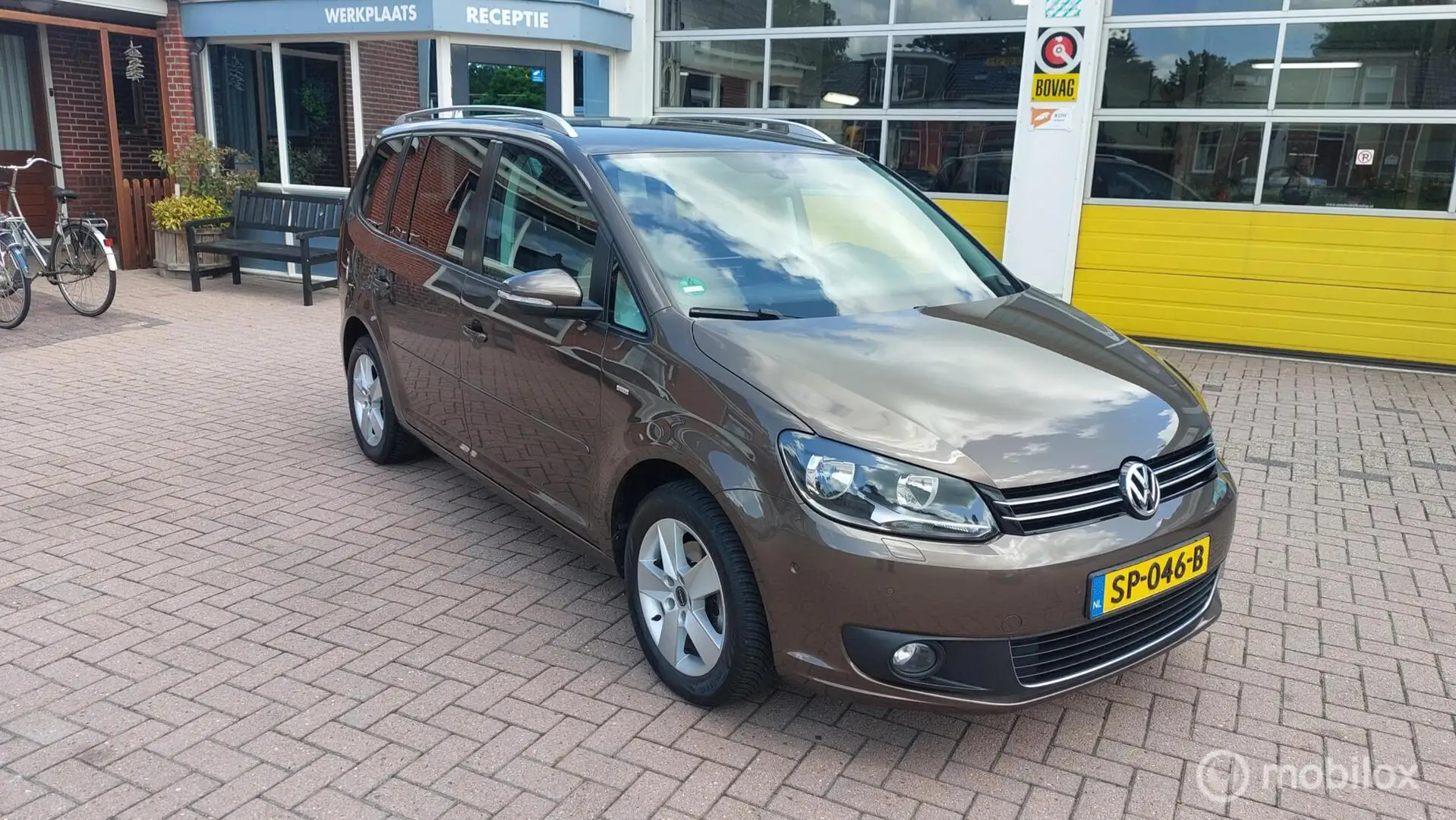 Volkswagen Touran 1.2 TSI Cup Edition BlueMotion Brun - 1