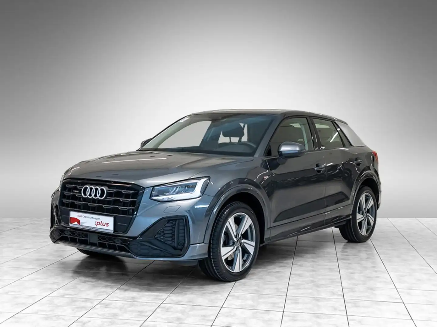 Audi Q2 S line 40 TFSI quattro S tronic Grau - 1