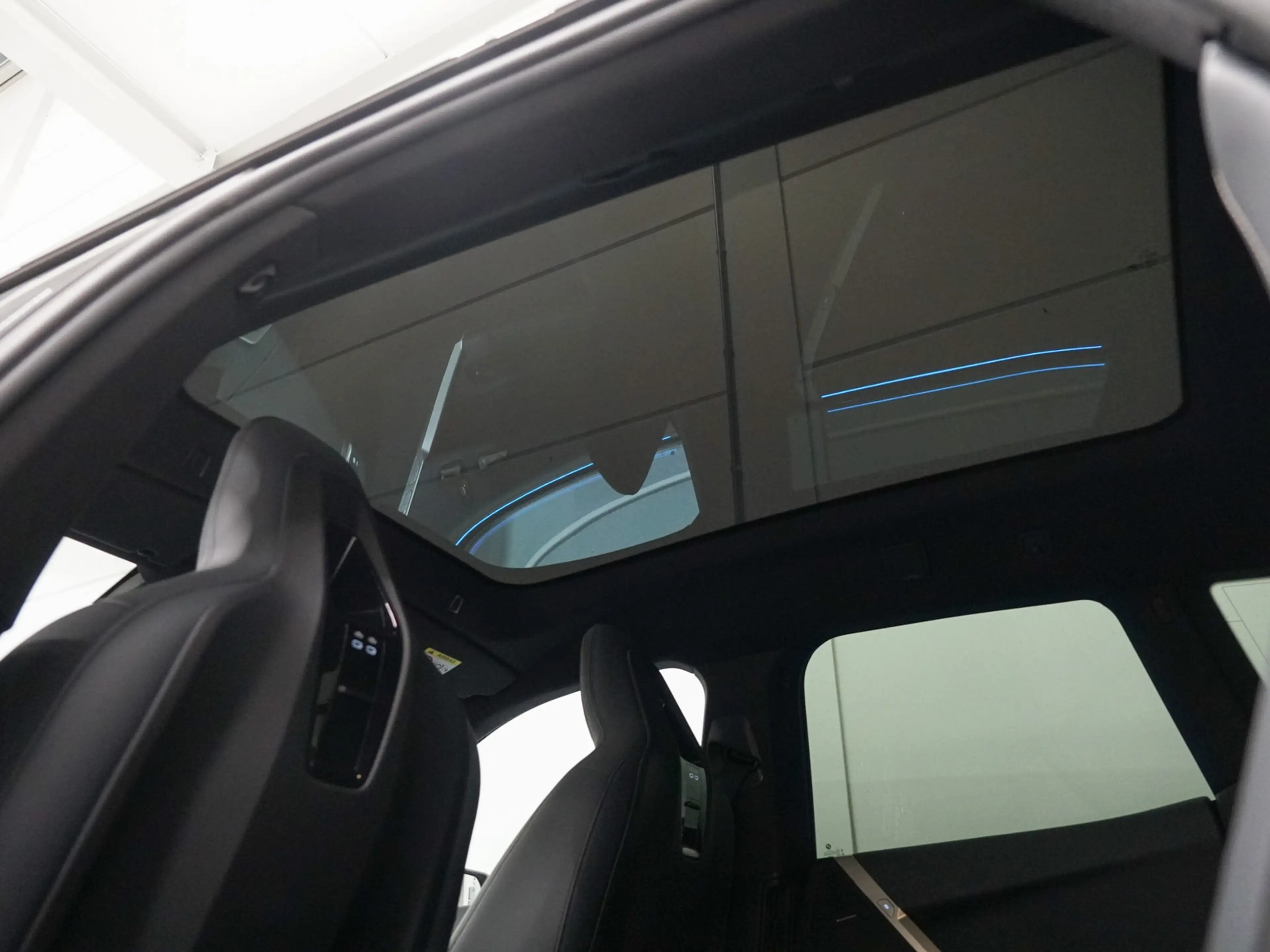 BMW iX xDrive40 Skylounge | CoPilot | Elektr. Trekhaak | — photo 11