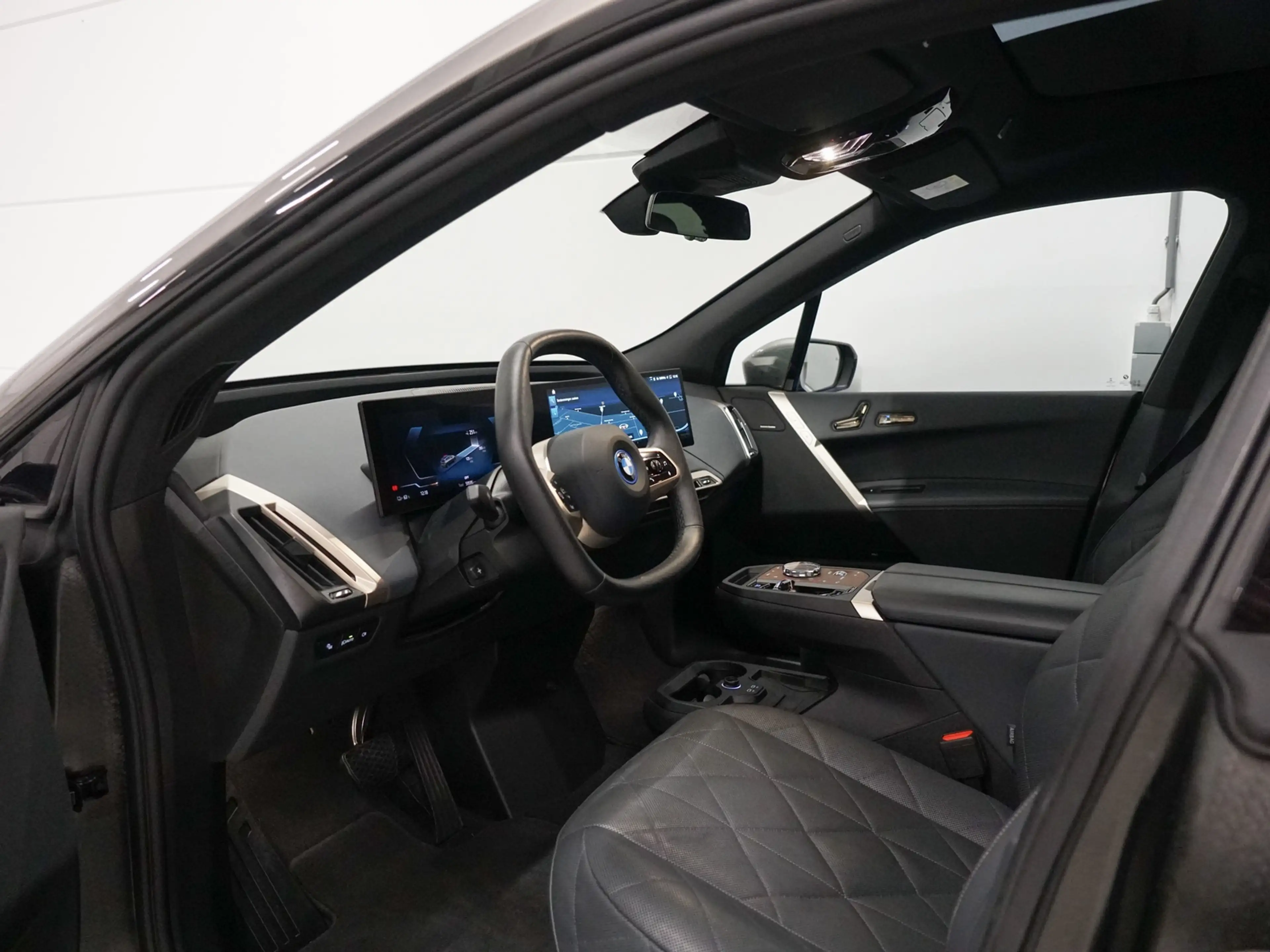 BMW iX xDrive40 Skylounge | CoPilot | Elektr. Trekhaak | — photo 8