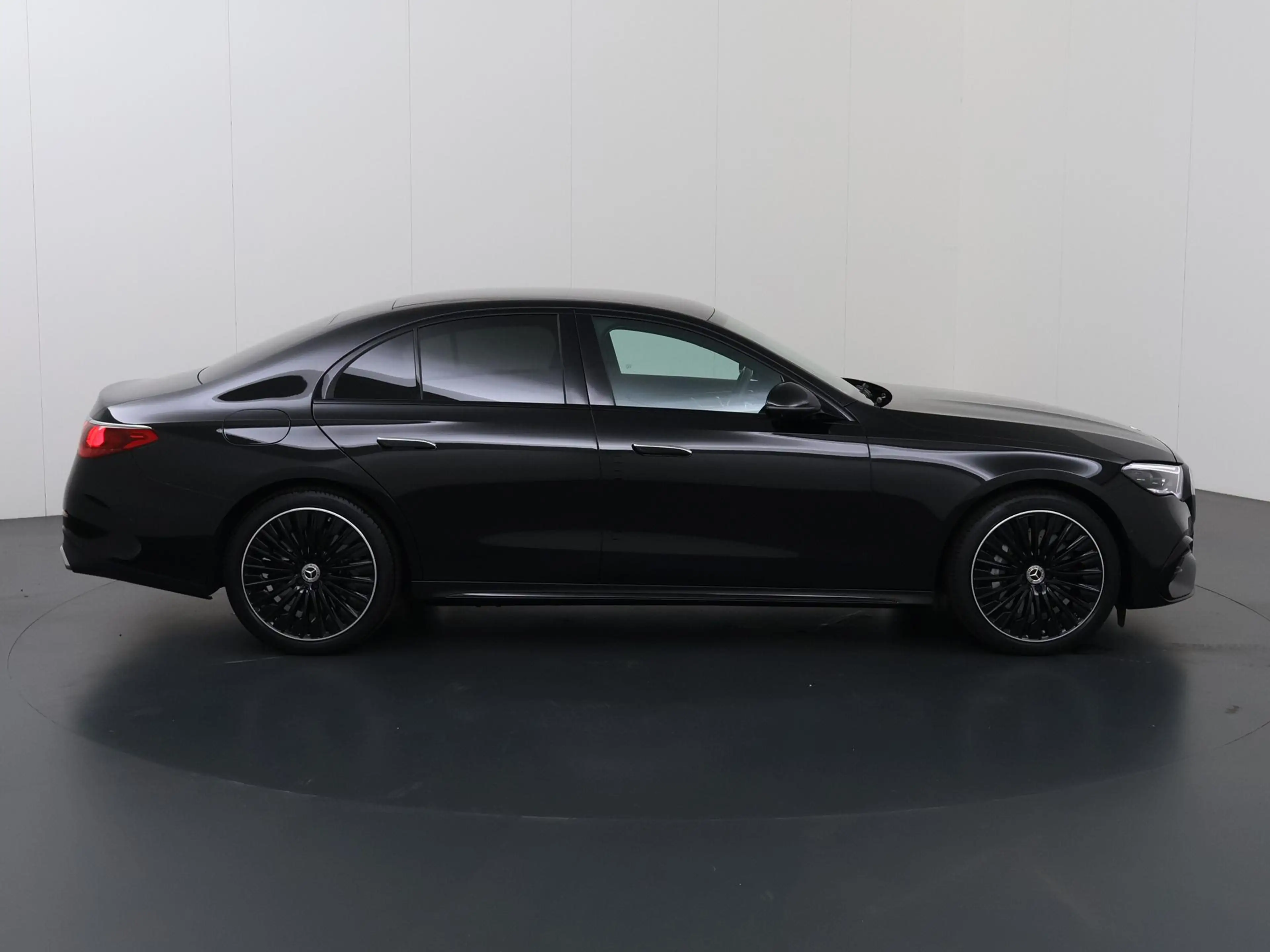 Mercedes-Benz E 300 e Sport Edition | AMG | Burmester | Trekhaak | Hyp — photo 6