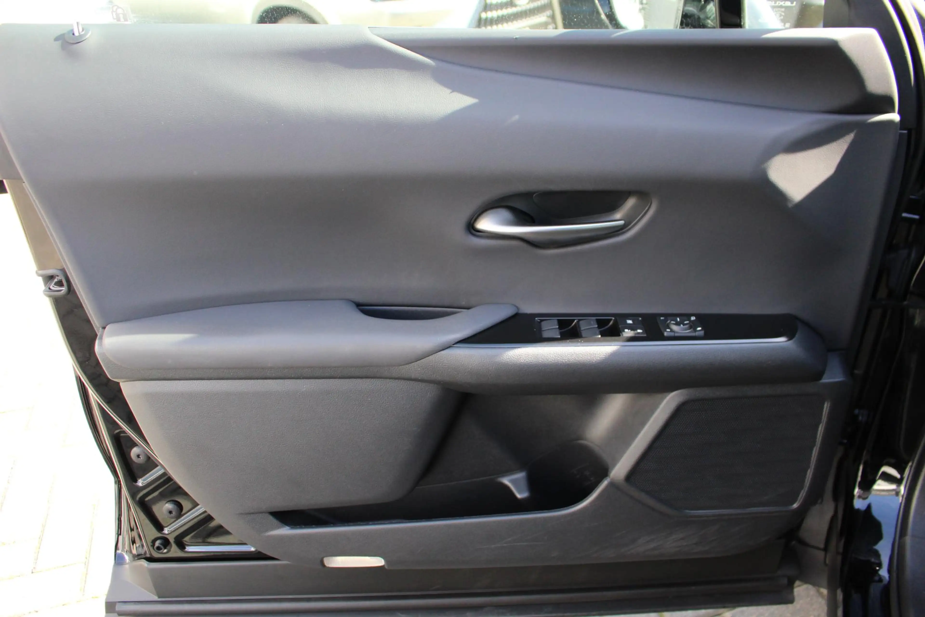Lexus UX 250h NL-AUTO AD-CRUISE CAMERA CARPLAY/ANDROID LED — photo 14