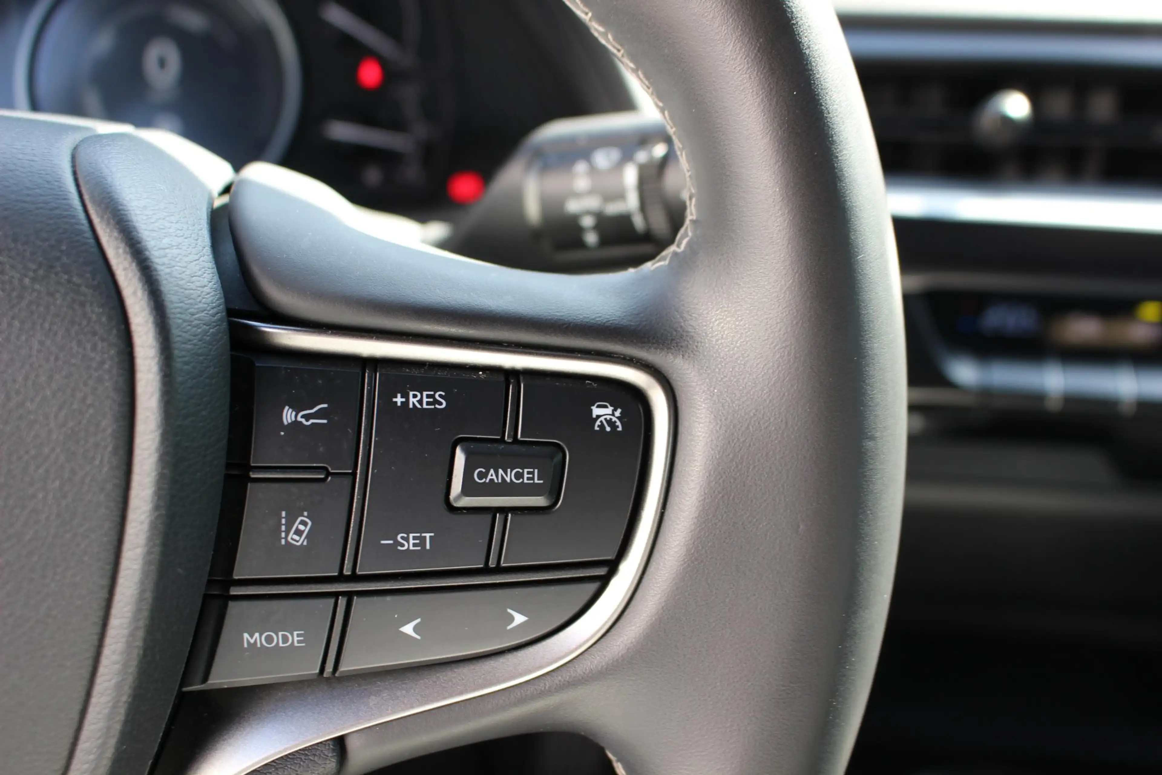 Lexus UX 250h NL-AUTO AD-CRUISE CAMERA CARPLAY/ANDROID LED — photo 18