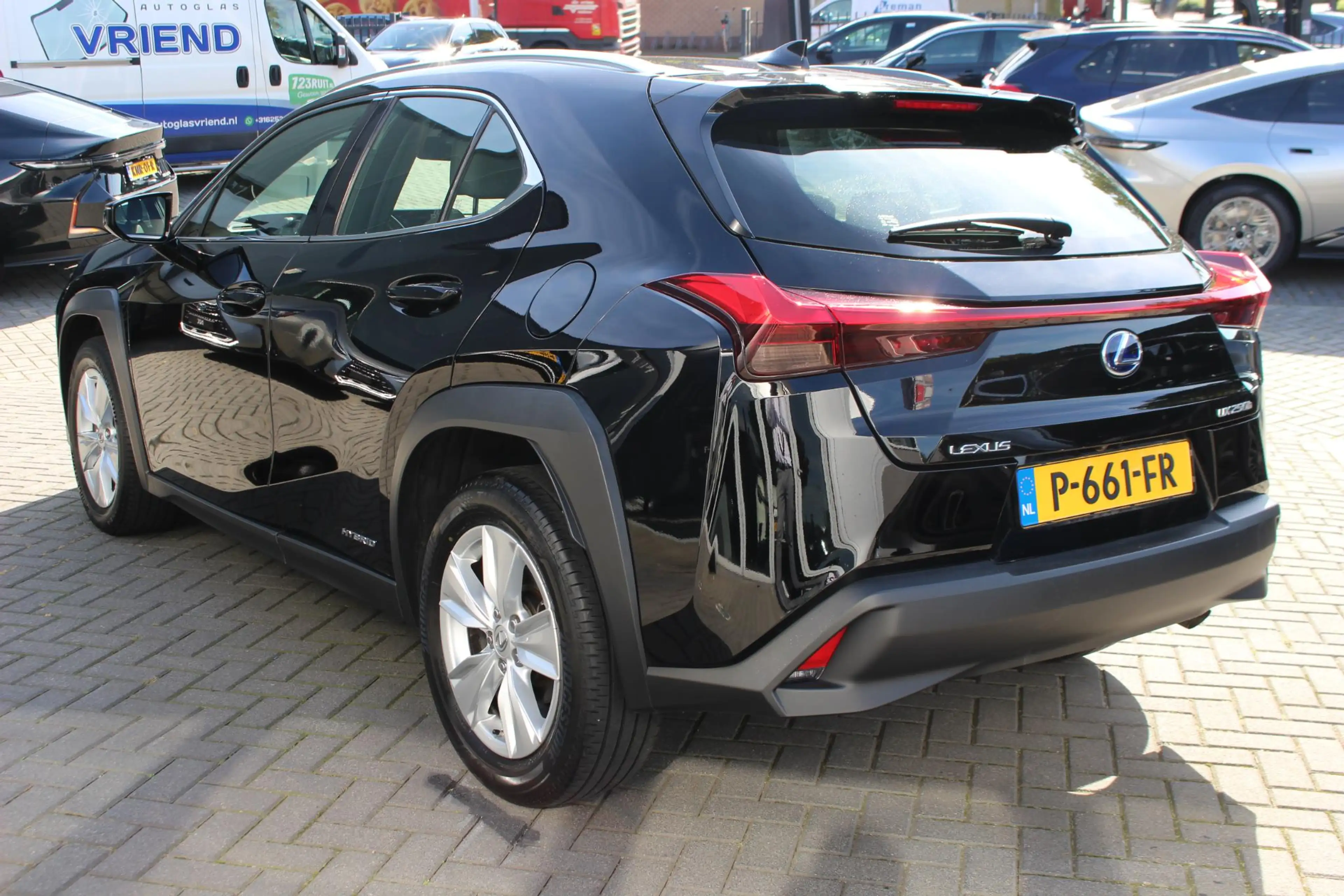 Lexus UX 250h NL-AUTO AD-CRUISE CAMERA CARPLAY/ANDROID LED — photo 5