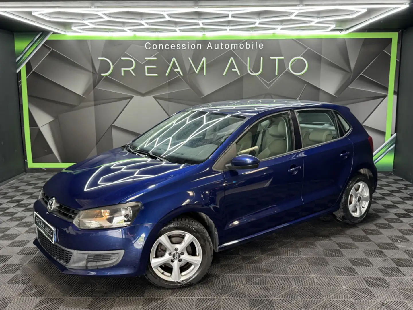 Volkswagen Polo 1.6 TDI 75CH FAP CONFORTLINE 5P Bleu - 1