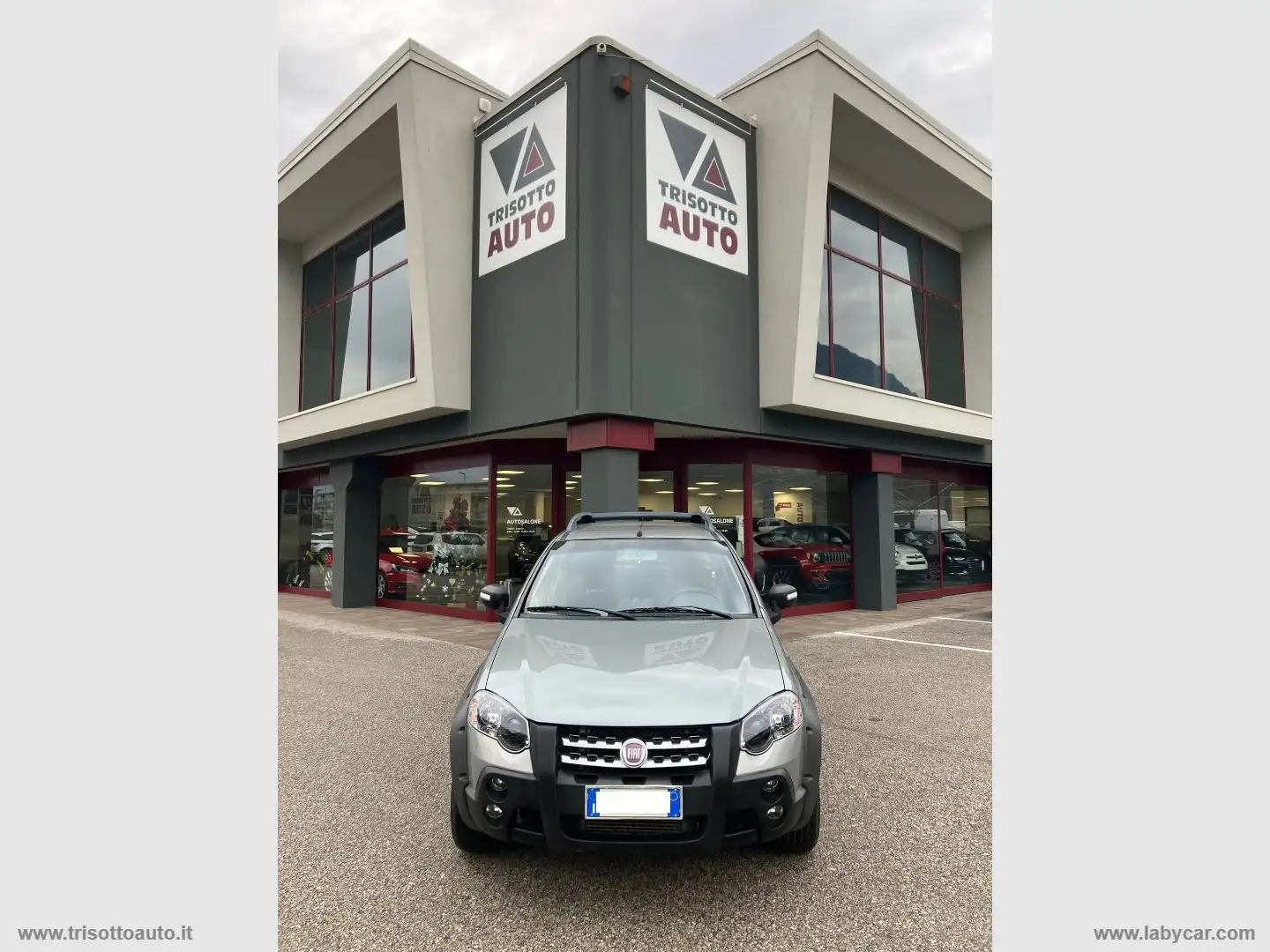 Fiat Strada 1.3 MJT 95CV Pick-up DC Adventure Gris - 1