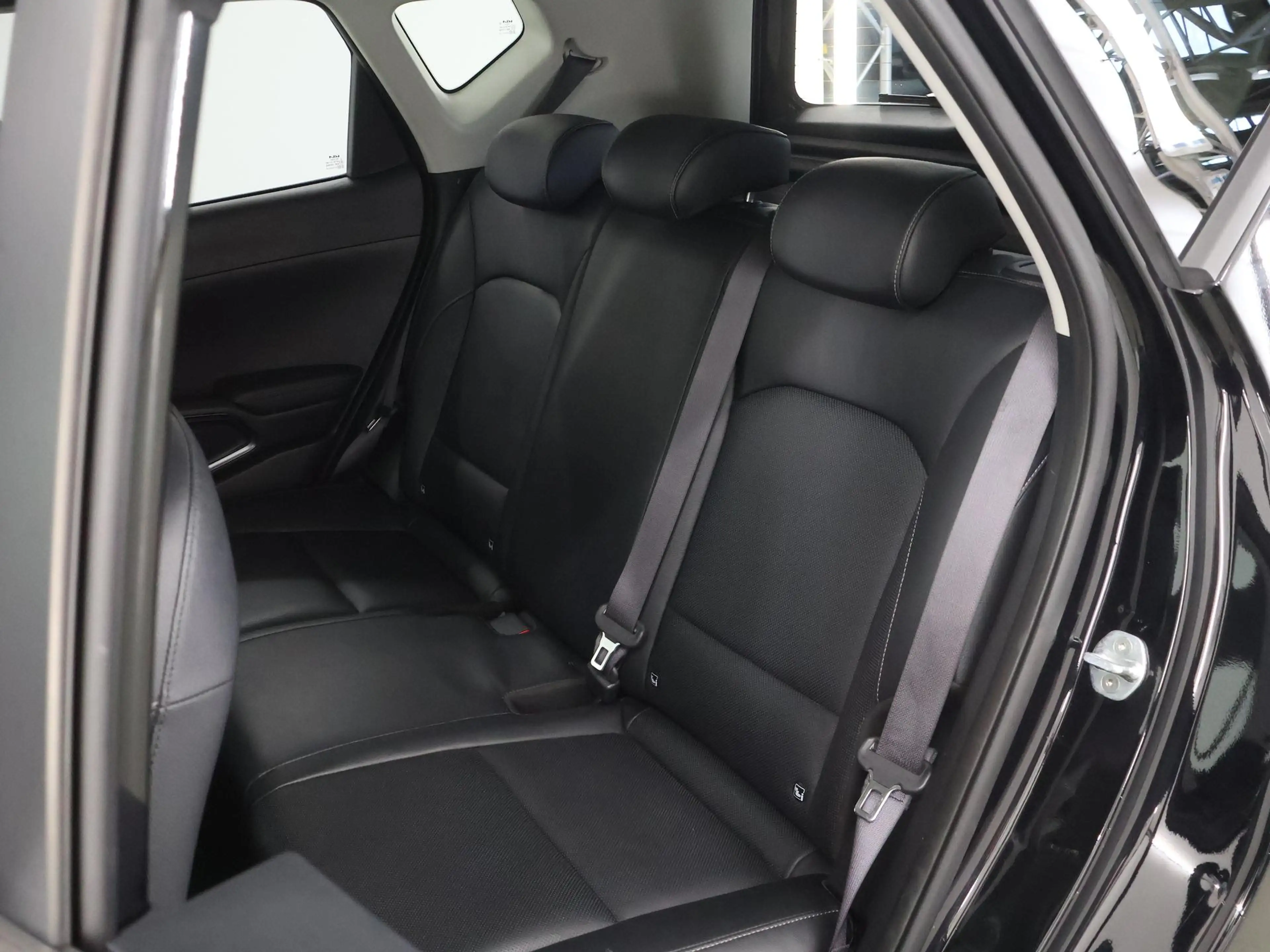 Kia Soul e-Soul ExecutiveLine 64 kWh | Panoramadak | Harman — photo 11