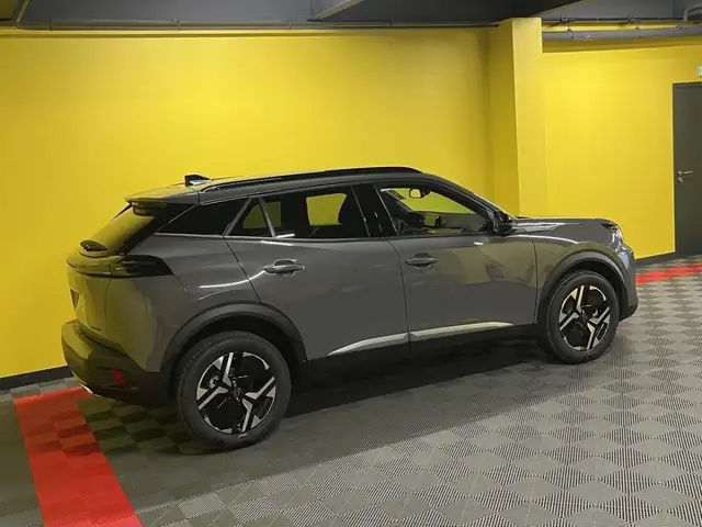 Peugeot 2008 view 6