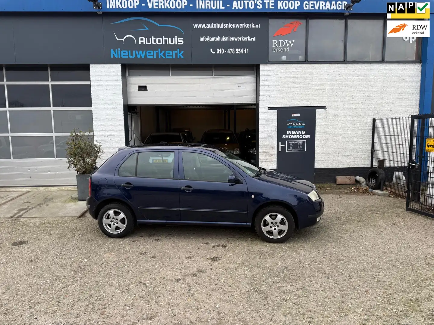 Skoda Fabia 1.4-16V Elegance-Automaat- met onderhoudshistorie, Blauw - 1