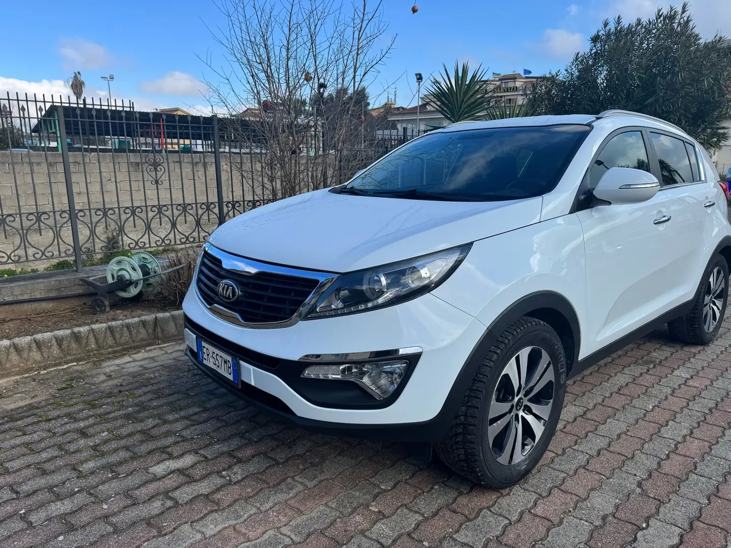 Kia Sportage 1.7 crdi Active 2wd Wit - 2