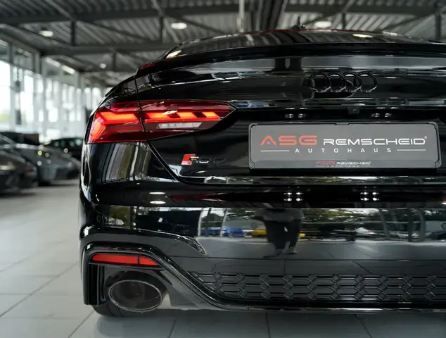 Audi RS5 view 14