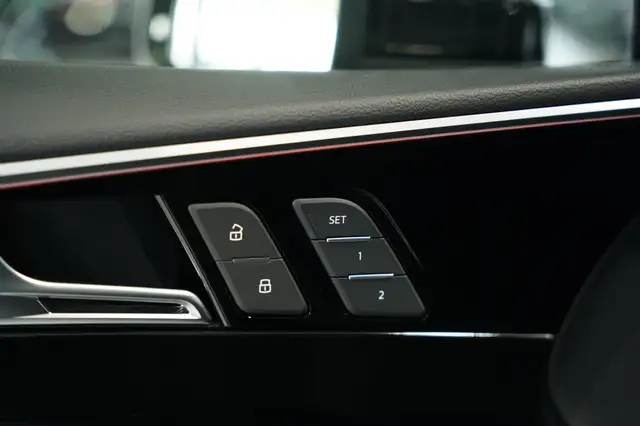 Audi RS5 view 30