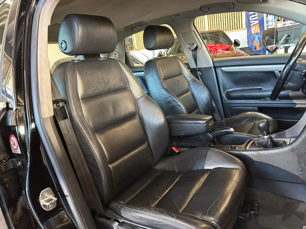Audi A4 *TÜV 02/28*KLIMAAUTOMATIK*SitzHZ*VOLL-LEDER*, foto 8