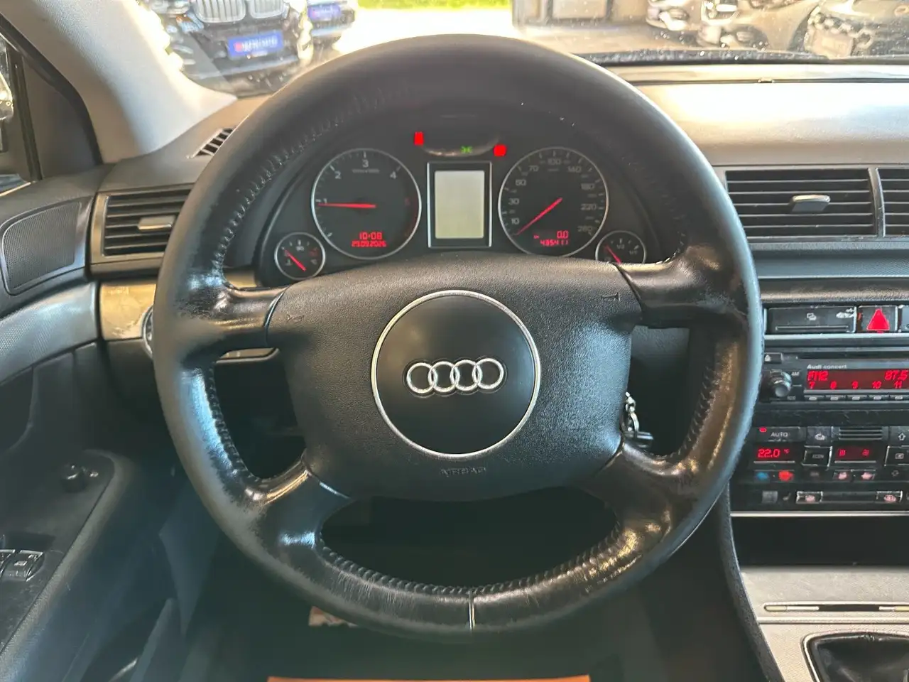 Audi A4 *TÜV 02/28*KLIMAAUTOMATIK*SitzHZ*VOLL-LEDER*, foto 7