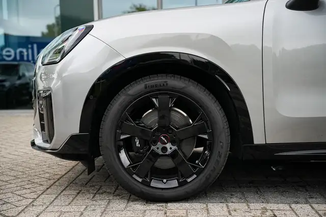 MINI Countryman view 7