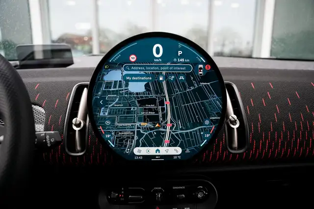 MINI Countryman view 13