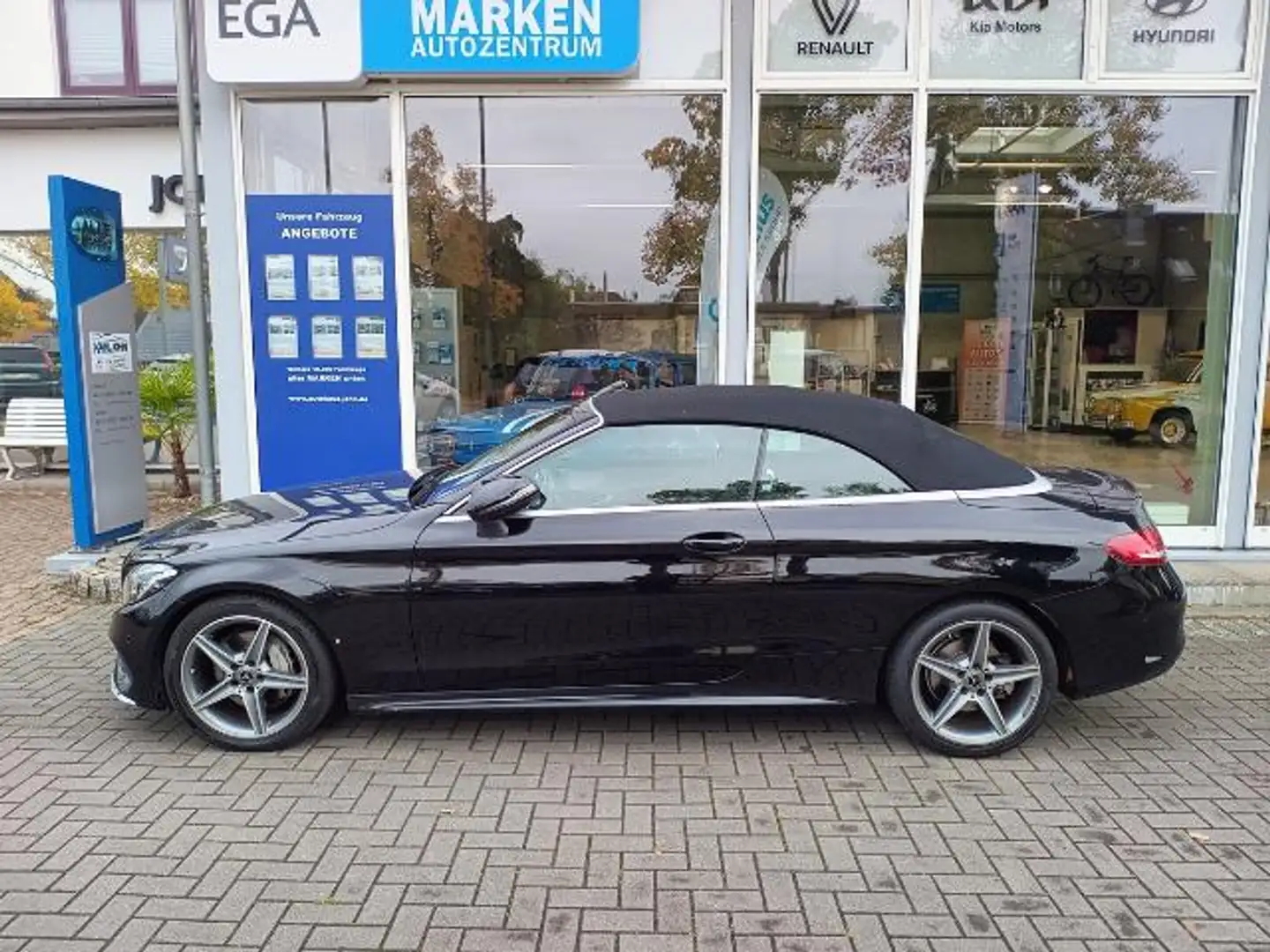 Mercedes-Benz C 180 Cabrio AMG Line - AHK 9-G.Automatik Schwarz - 2