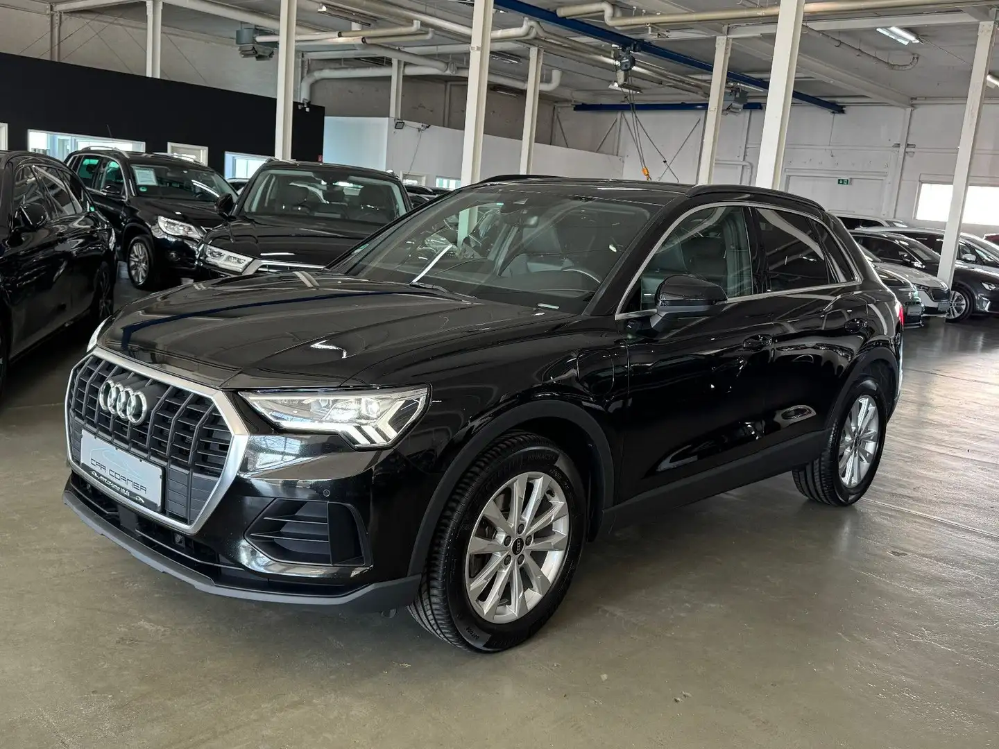 Audi Q3 45 TFSI e S-TRONIC S-LINE ACC VIRTUAL LED KAM Zwart - 2