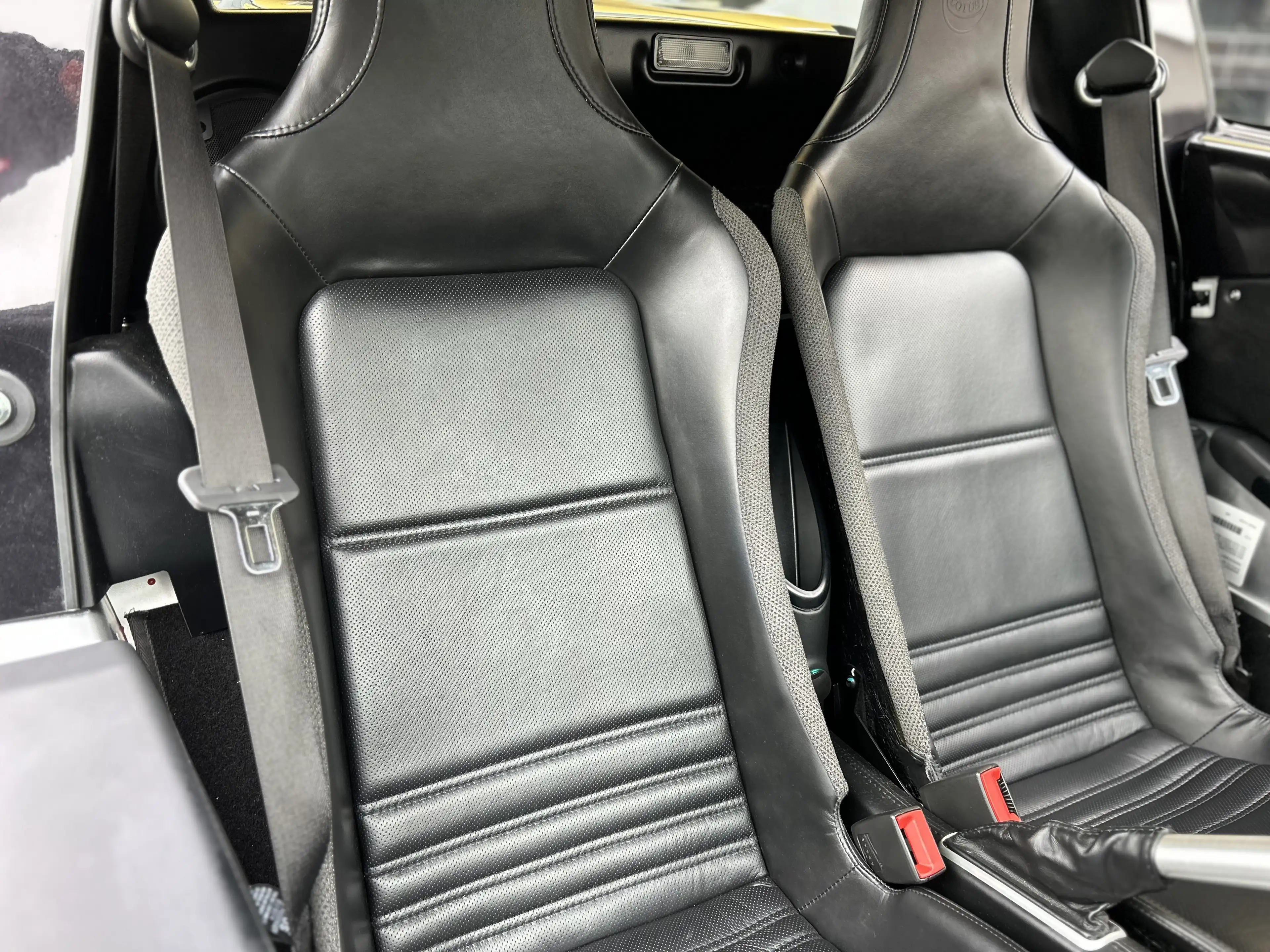 Lotus Elise John Player Special — photo 11