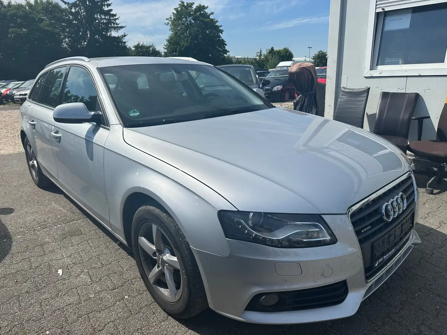 Audi A4 Avant 1.8 TFSI quattro Attraction Silber - 2