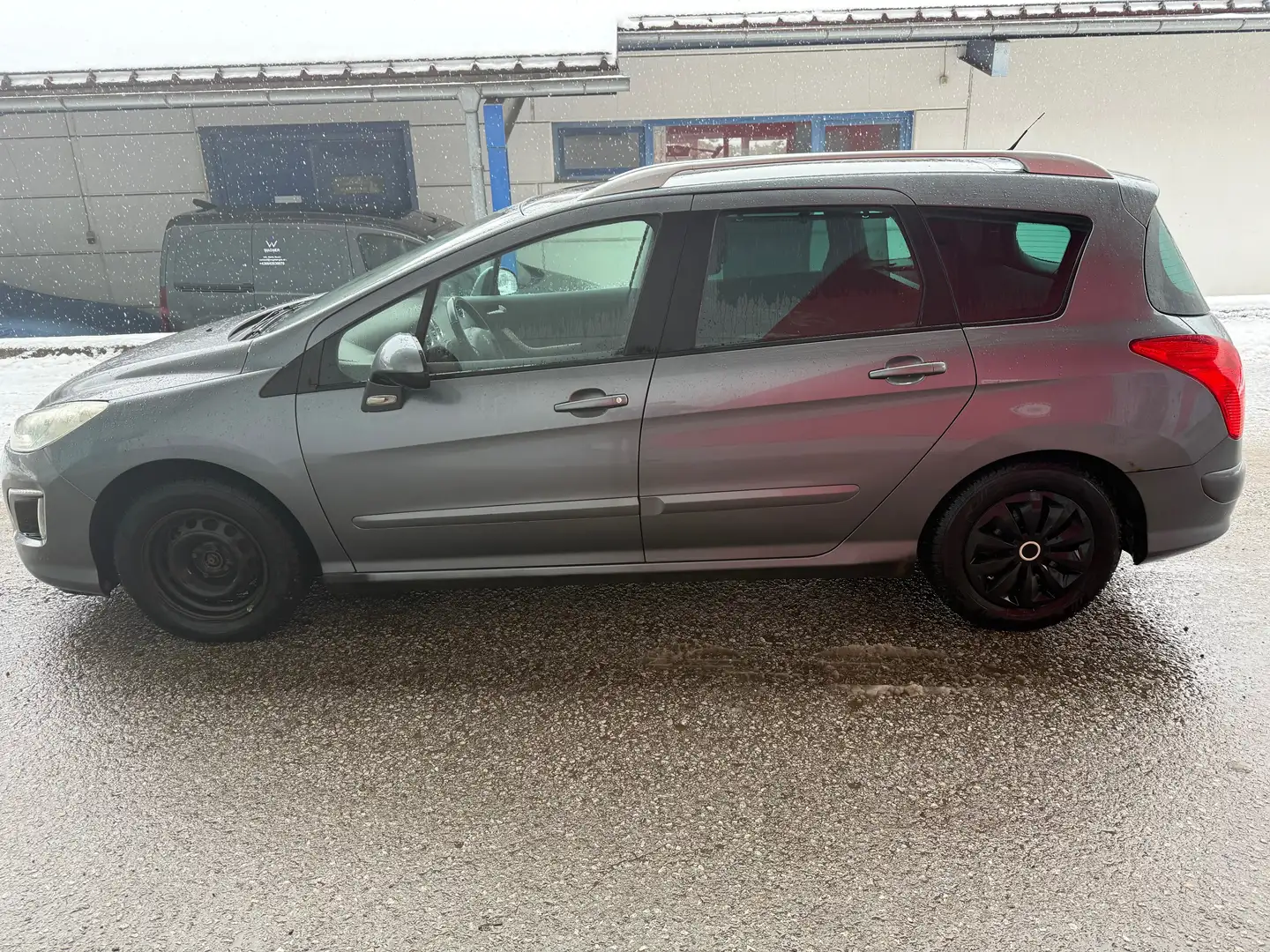 Peugeot 308 Premium Grau - 2