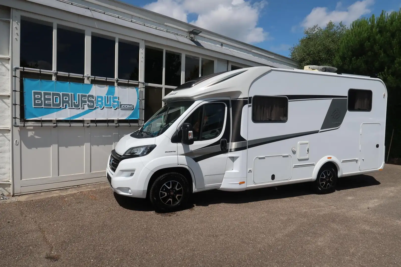 Knaus SunTi Platinum 650MEG|COMPLEET|1eEig!|28862KM Blanco - 1