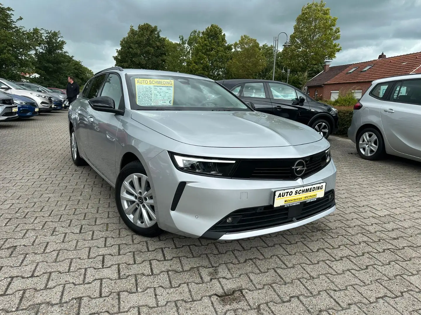 Opel Astra L ST 1.2 Sitzhzg/Navi/LED/Kamera/AHK/ Grau - 1