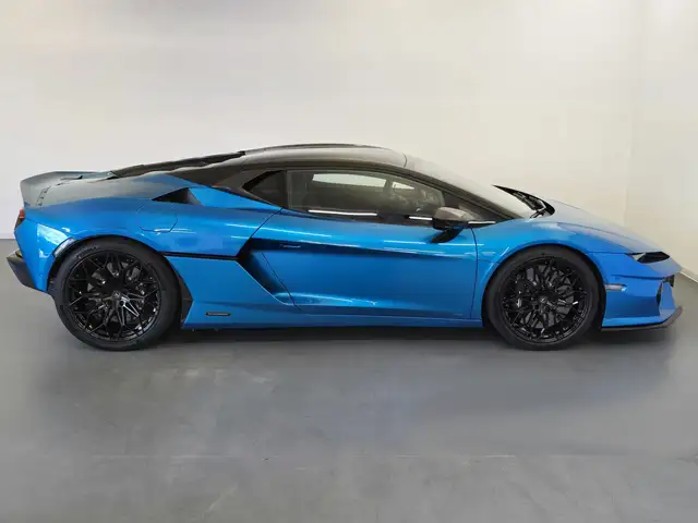 Lamborghini Temerario view 2