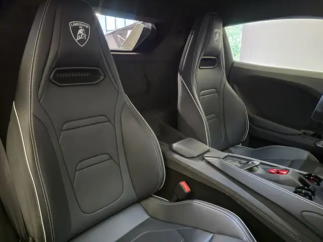 Lamborghini Temerario view 8